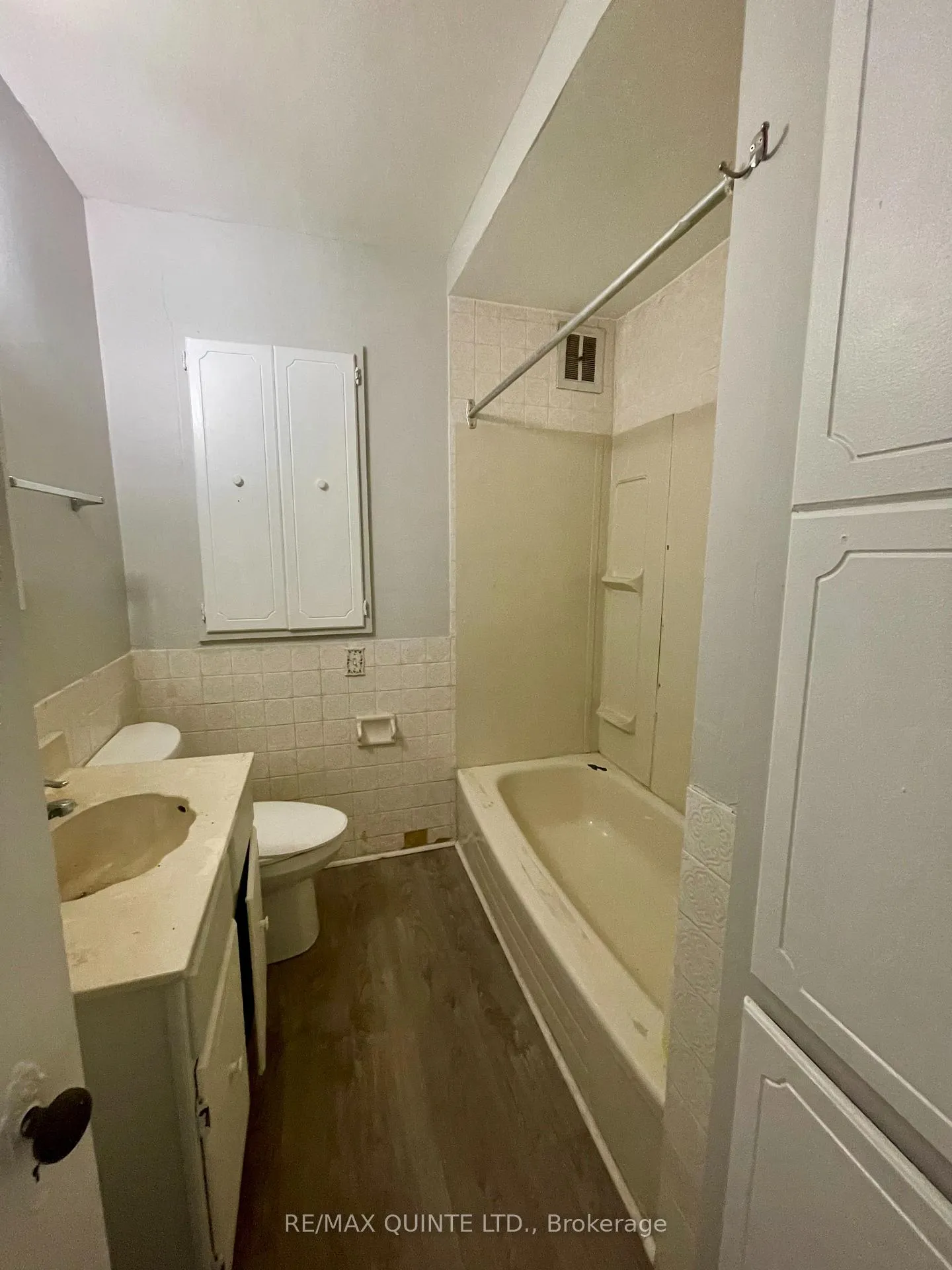 Photo 9 of 322 Coleman Street, Belleville, Belleville Ward — HOMEH