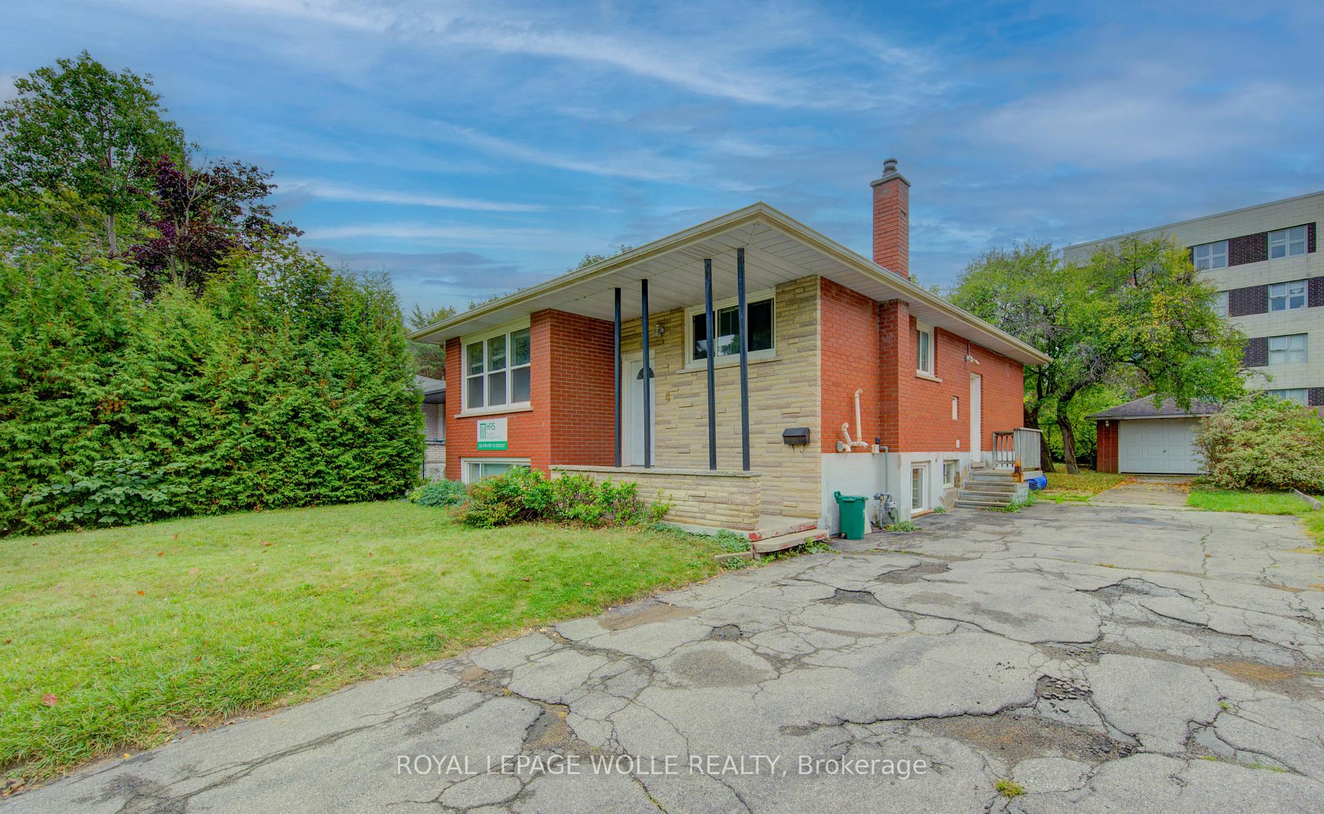 Photo 1 of 4 Cardill Crescent, Waterloo — HOMEH