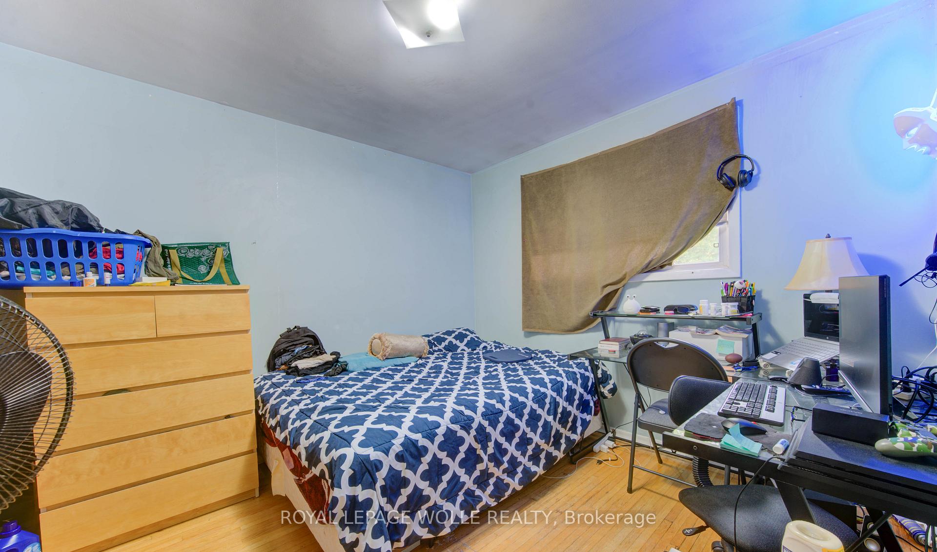Photo 17 of 4 Cardill Crescent, Waterloo — HOMEH