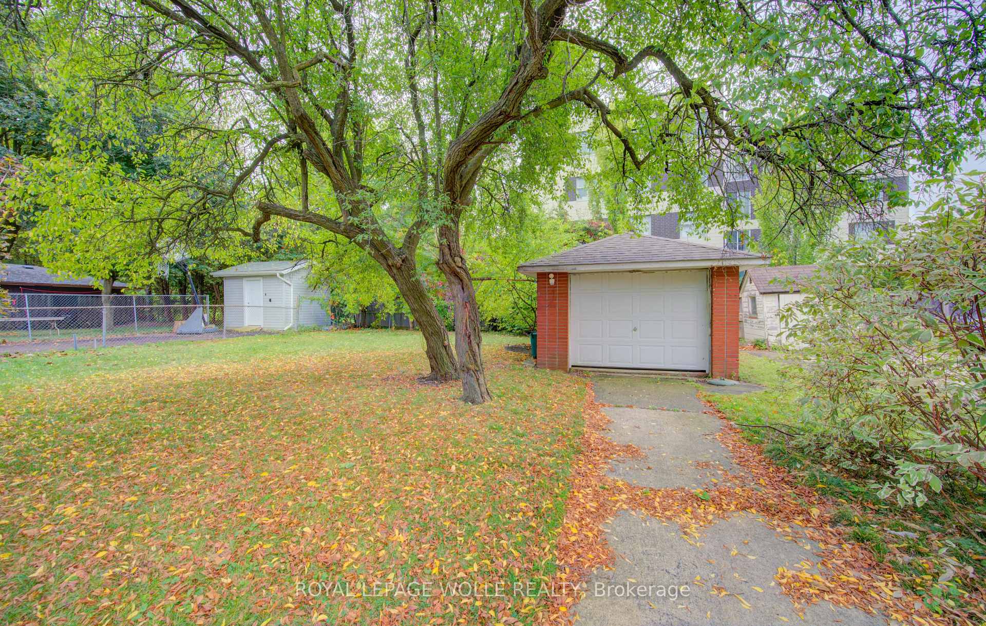 Photo 30 of 4 Cardill Crescent, Waterloo — HOMEH