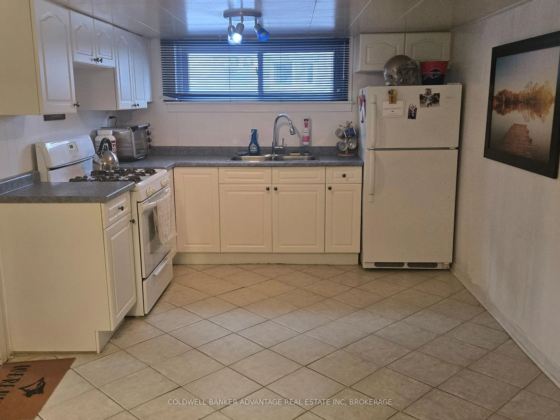 Photo 3 of Unit LOWER, 43 Golden Boulevard W, Welland, Lincoln/Crowland — HOMEH