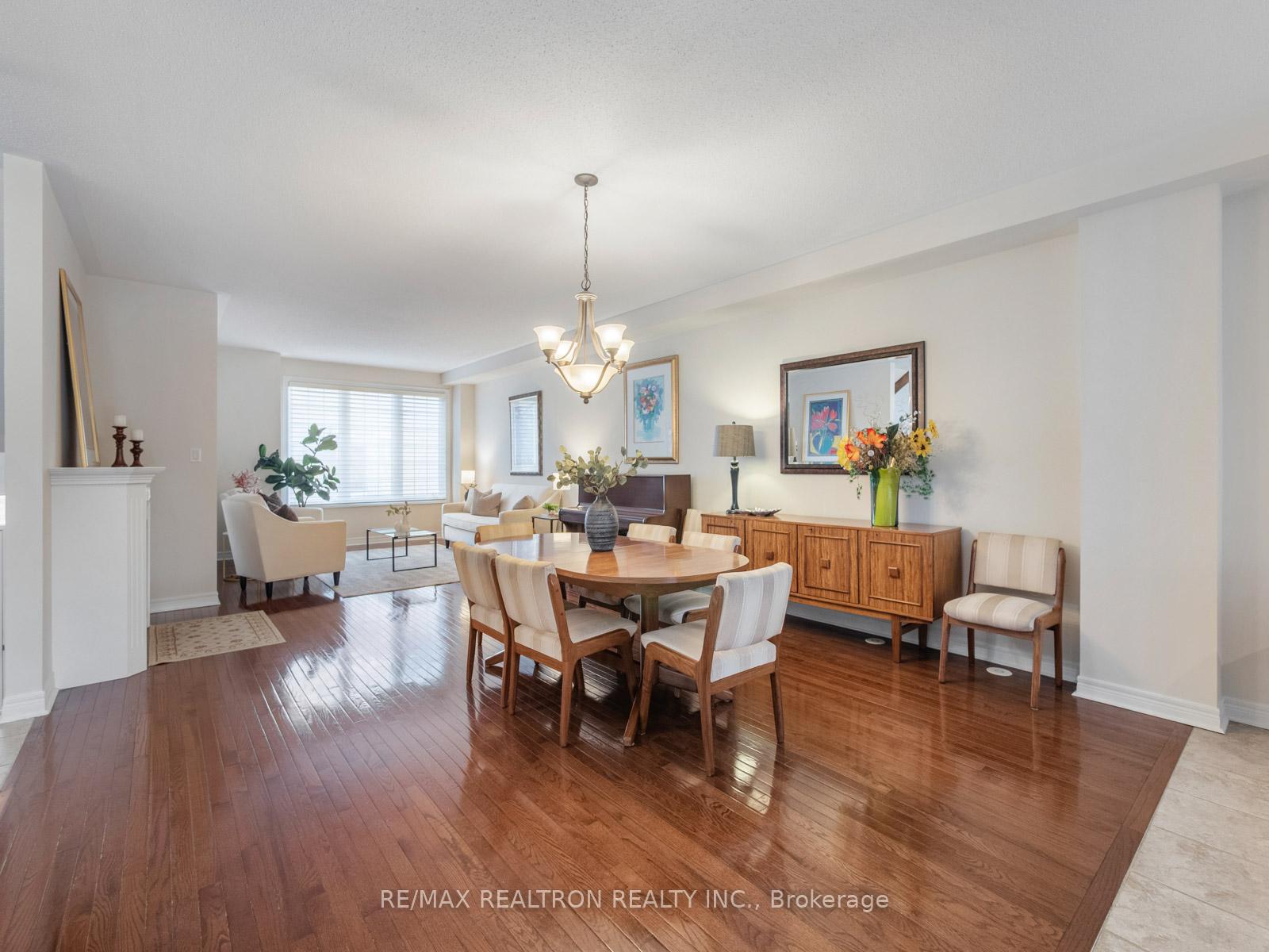Photo 5 of Unit 6, 8900 Bathurst Street, Vaughan, Patterson — HOMEH