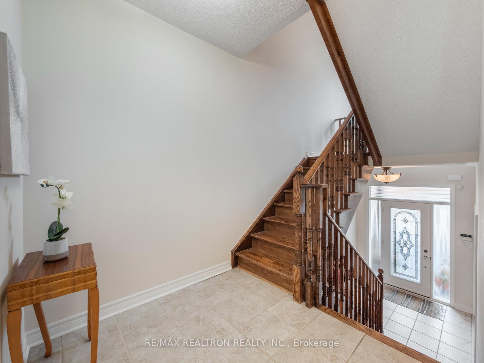 Photo 16 of Unit 6, 8900 Bathurst Street, Vaughan, Patterson — HOMEH