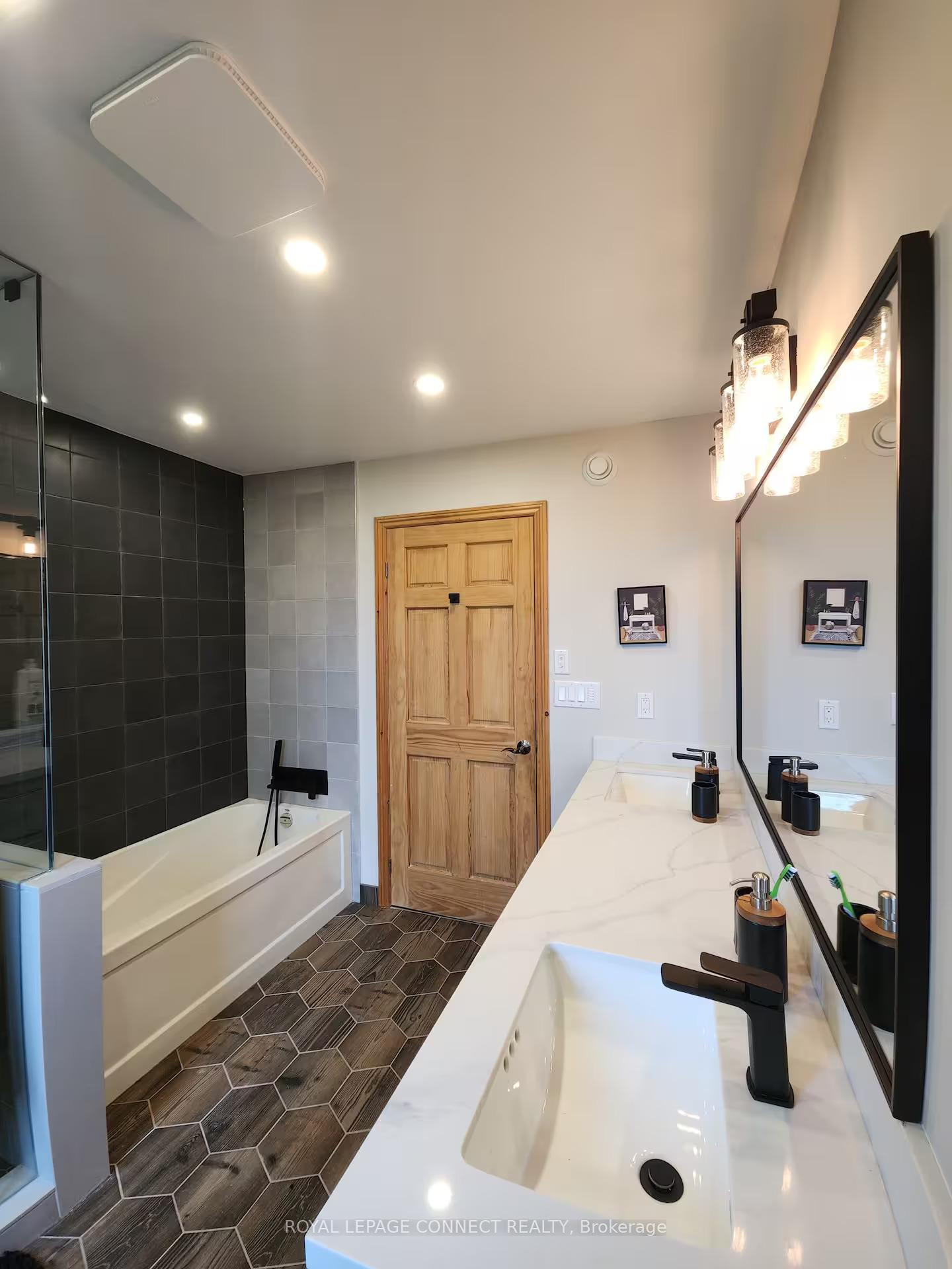 Photo 18 of 316 Lakeview Lane, Tweed, Hungerford (Twp) — HOMEH