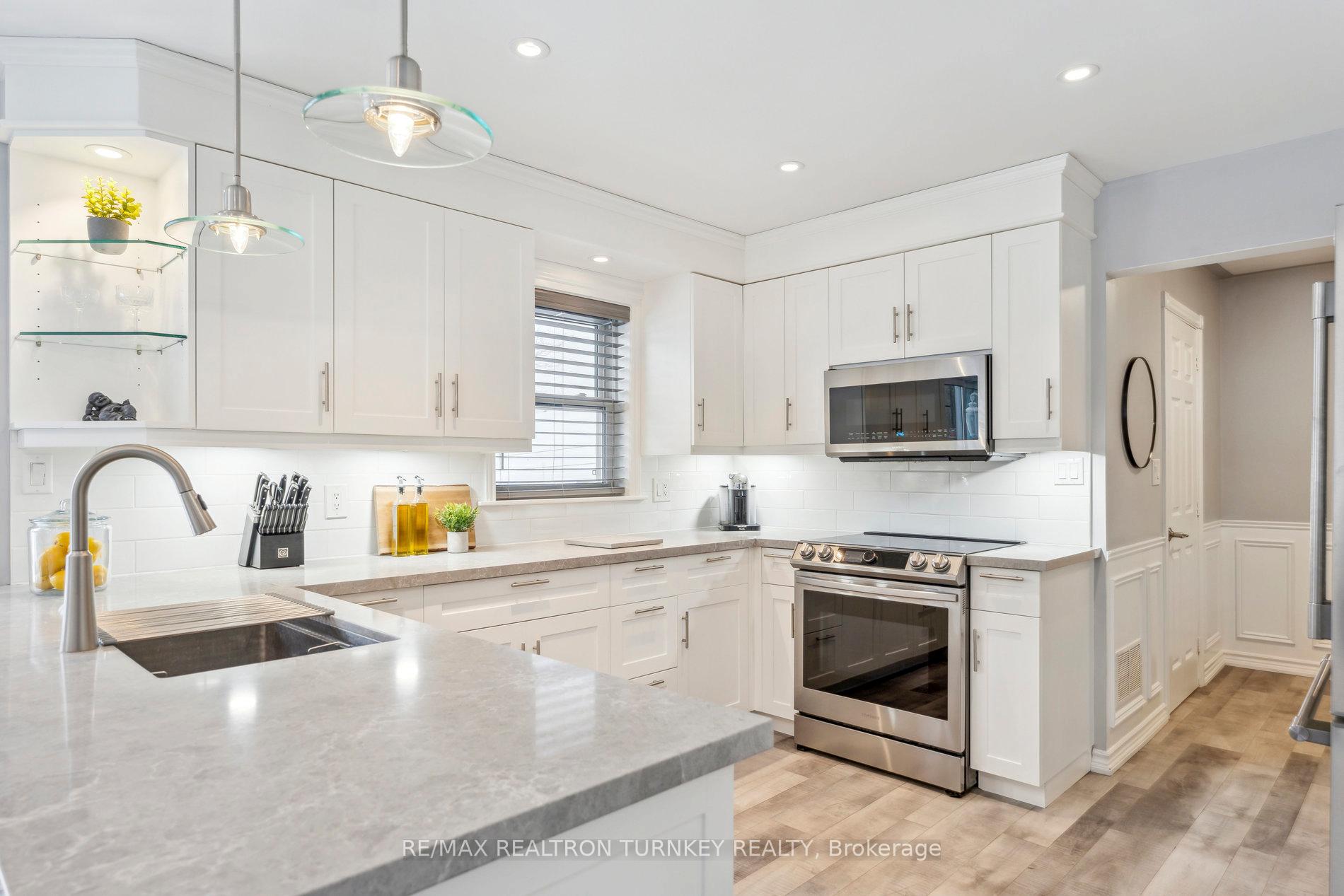 Photo 14 of 10 Dafoe Street, Uxbridge, Rural Uxbridge — HOMEH
