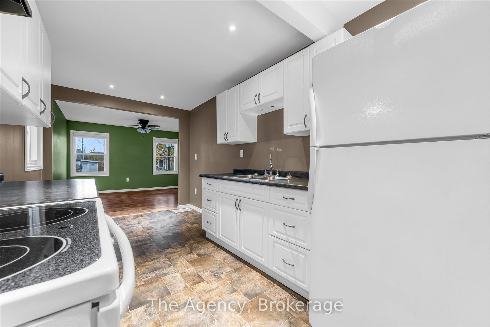 Photo 14 of 8 Dover Road, Welland, Lincoln/Crowland — HOMEH