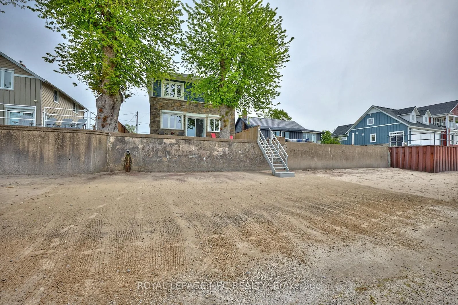 Photo 17 of 11565 Beach Road E, Wainfleet, Lakeshore — HOMEH