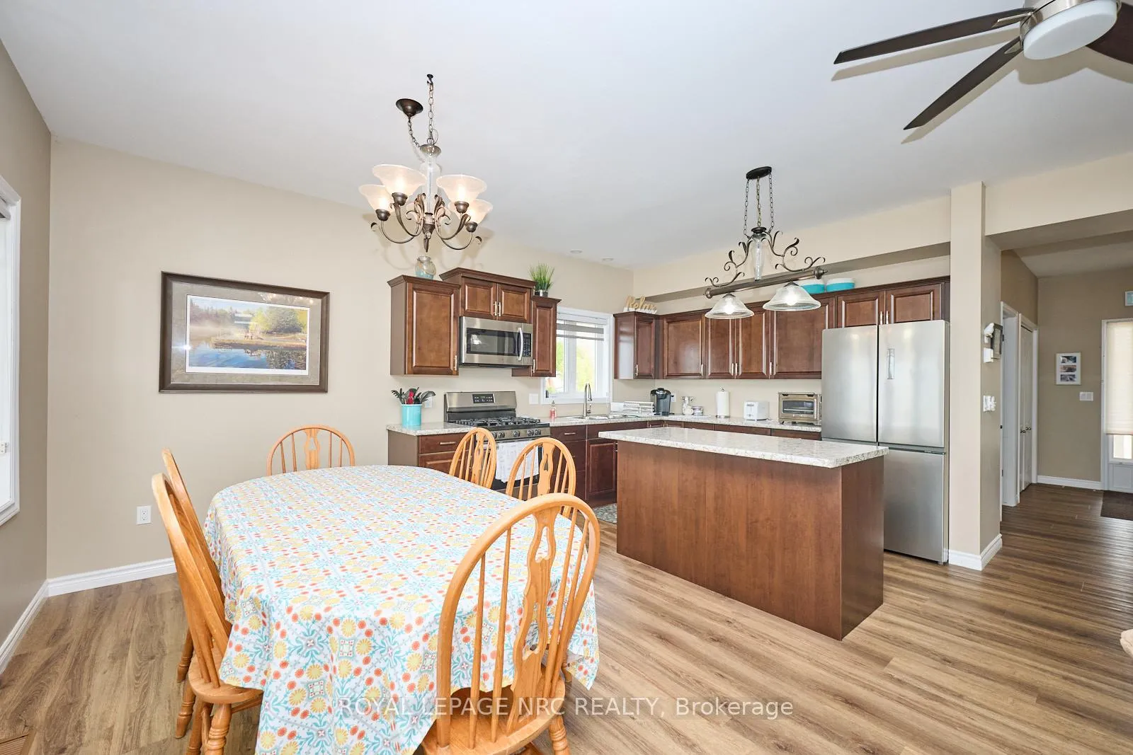 Photo 38 of 11565 Beach Road E, Wainfleet, Lakeshore — HOMEH