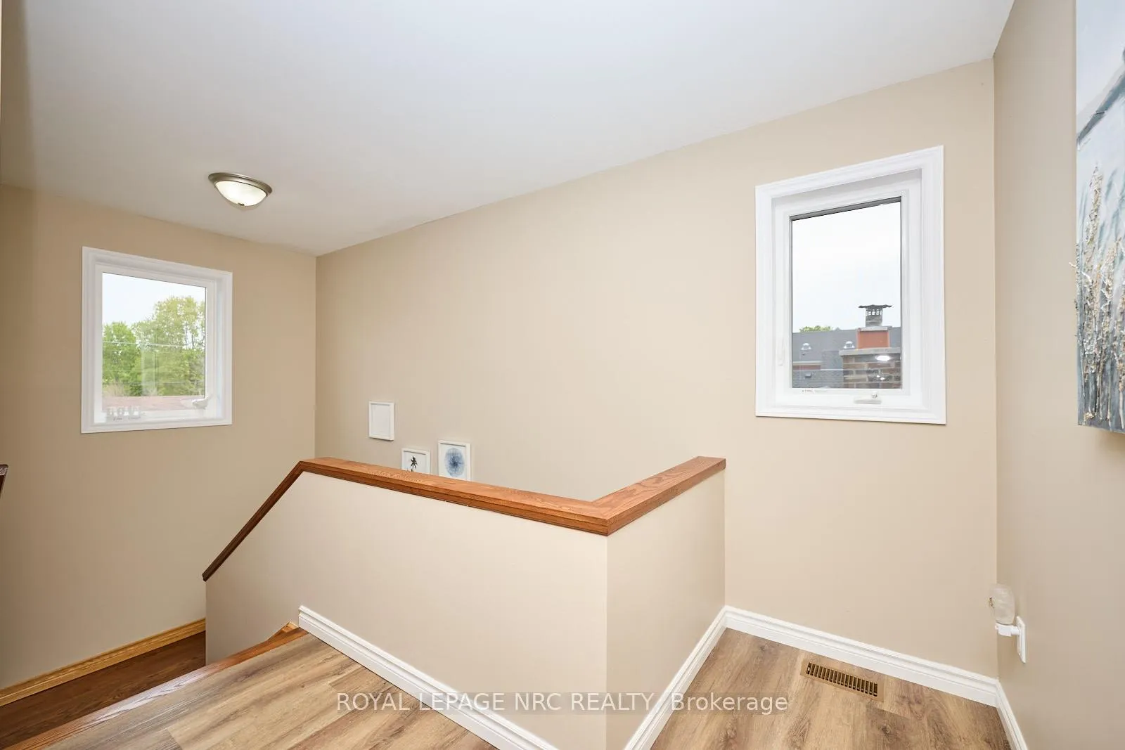 Photo 42 of 11565 Beach Road E, Wainfleet, Lakeshore — HOMEH