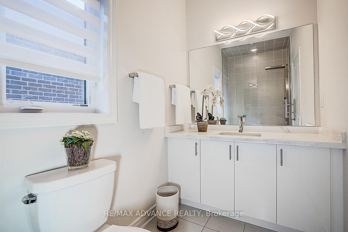 Photo 30 of 30 Laskin Drive, Vaughan, Patterson — HOMEH