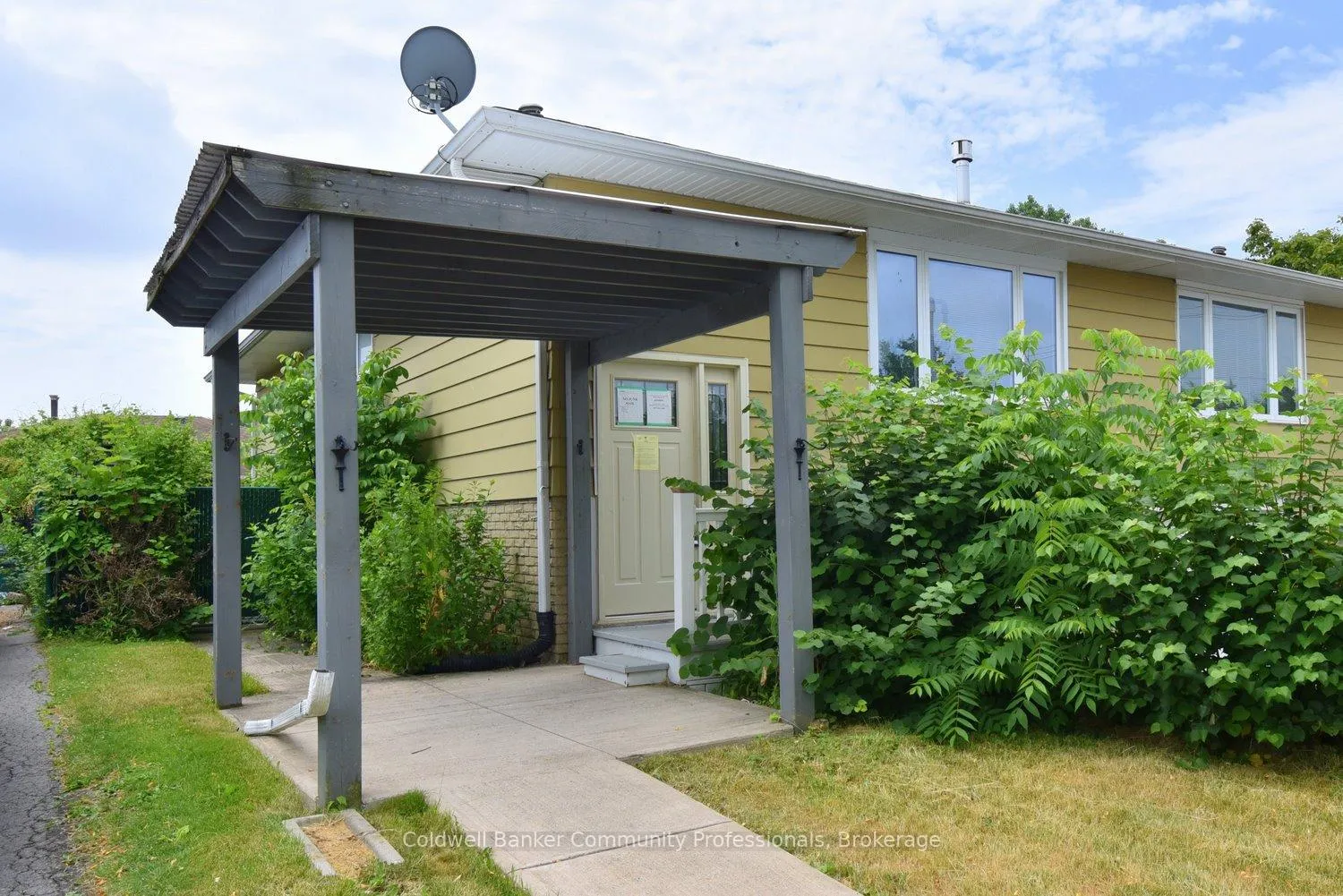 Photo 4 of 79 Barrington Drive, Welland, Prince Charles — HOMEH