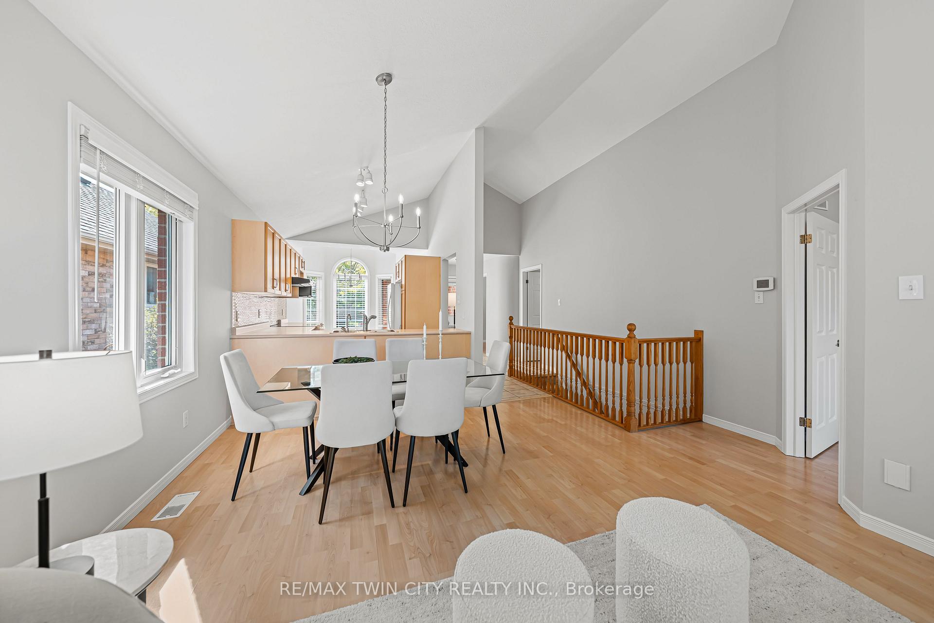 Photo 9 of 432 Sandbanks Crescent, Waterloo — HOMEH
