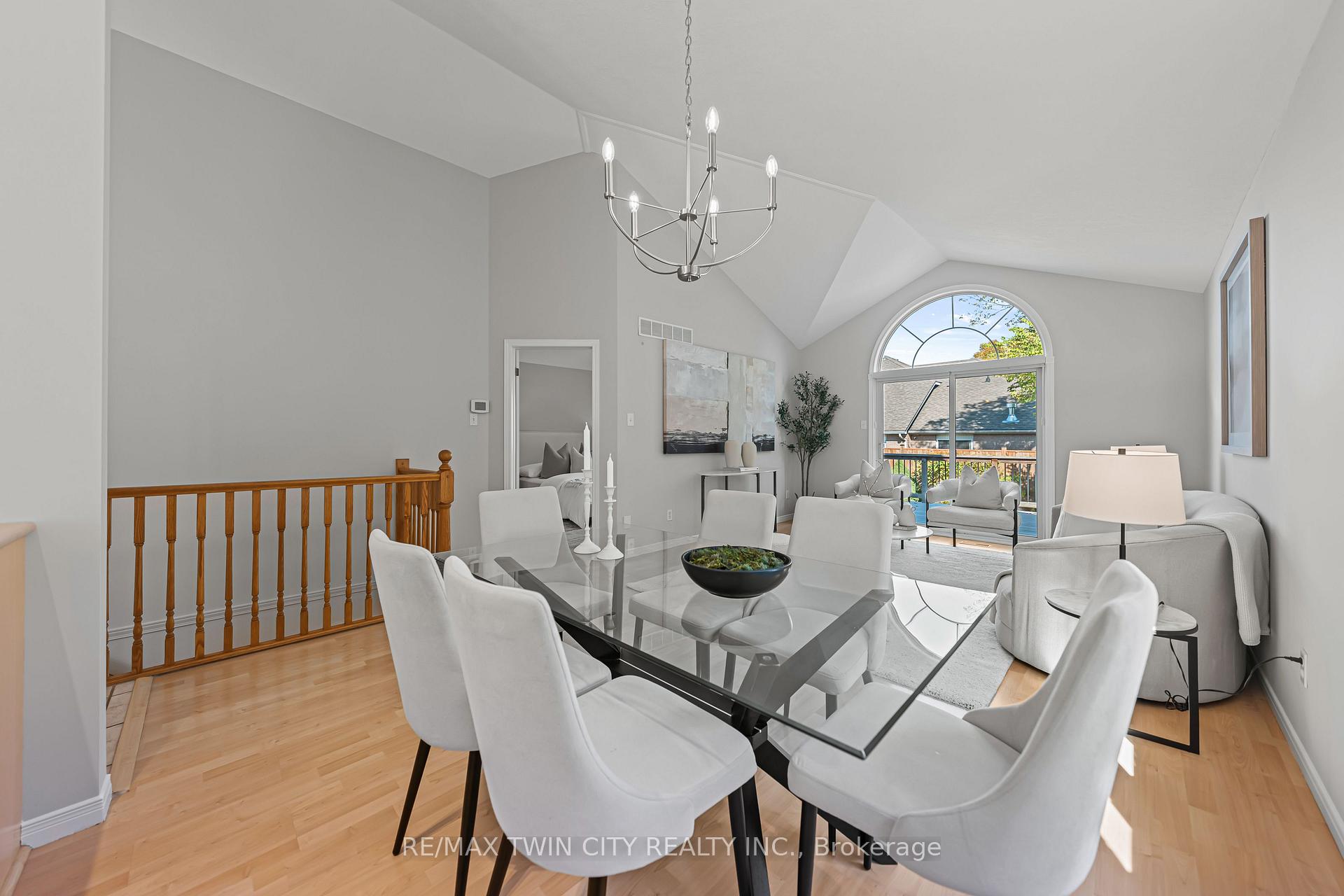 Photo 17 of 432 Sandbanks Crescent, Waterloo — HOMEH