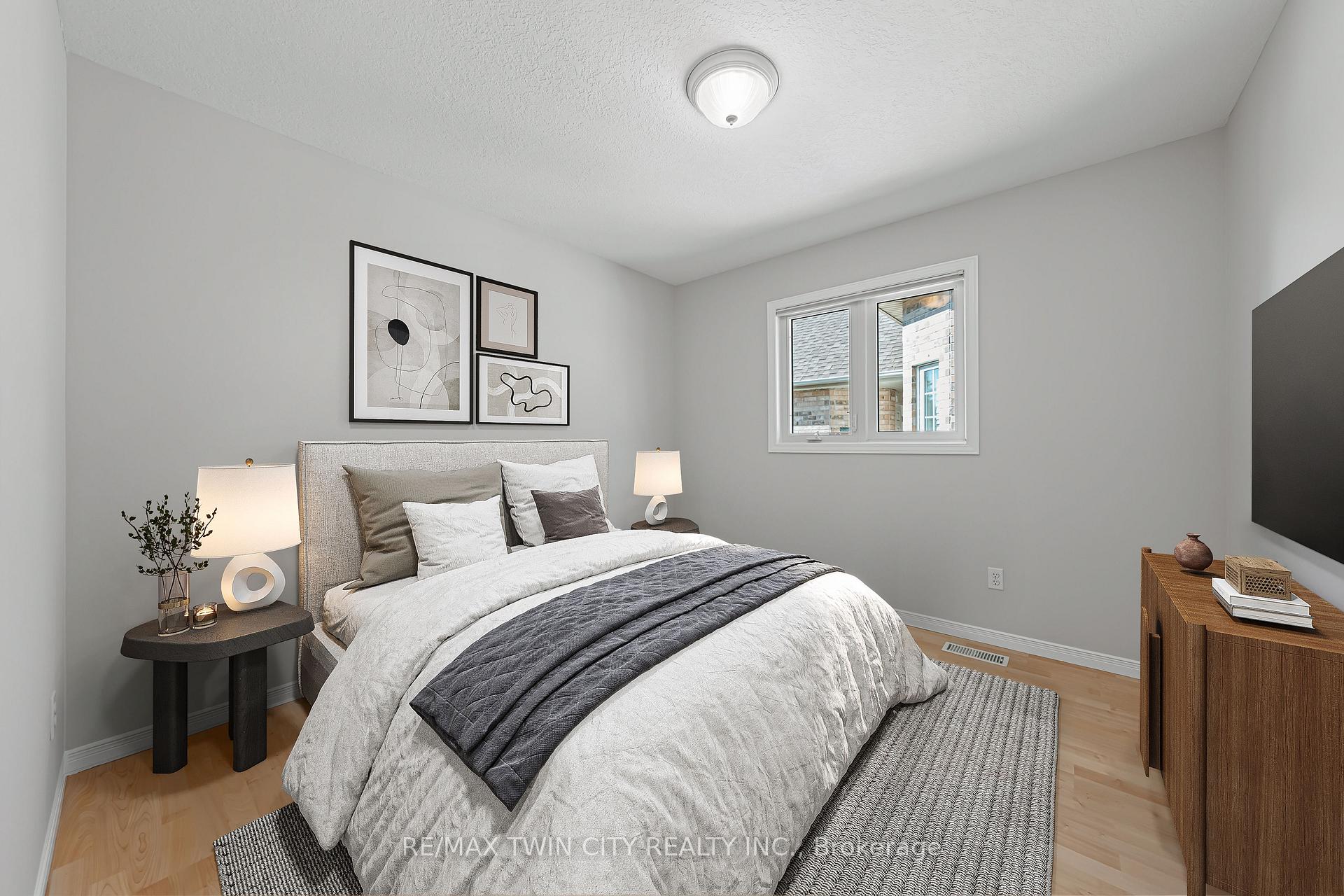 Photo 26 of 432 Sandbanks Crescent, Waterloo — HOMEH