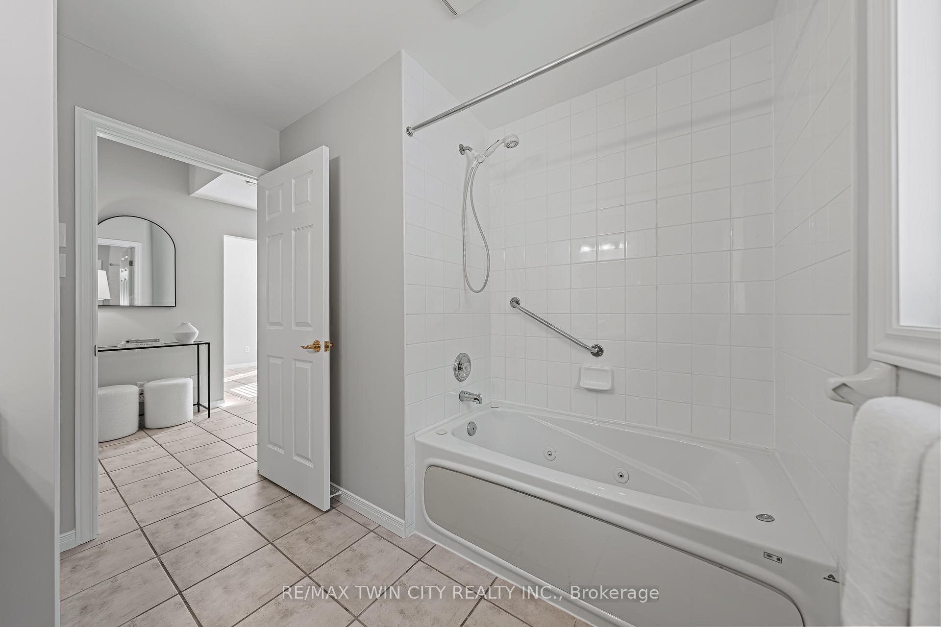 Photo 34 of 432 Sandbanks Crescent, Waterloo — HOMEH