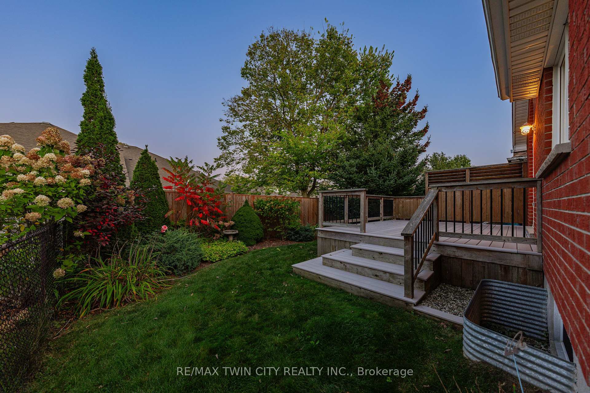 Photo 39 of 432 Sandbanks Crescent, Waterloo — HOMEH