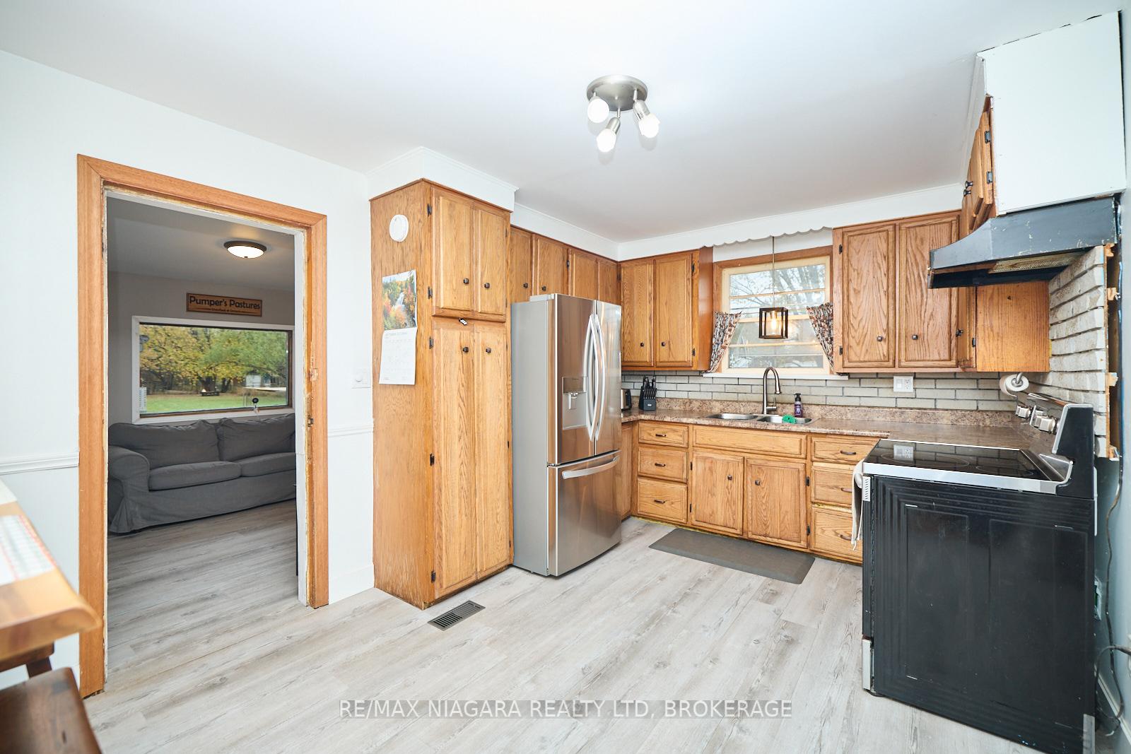 Photo 11 of 40252 Forks Road, Wainfleet, Marshville/Winger — HOMEH