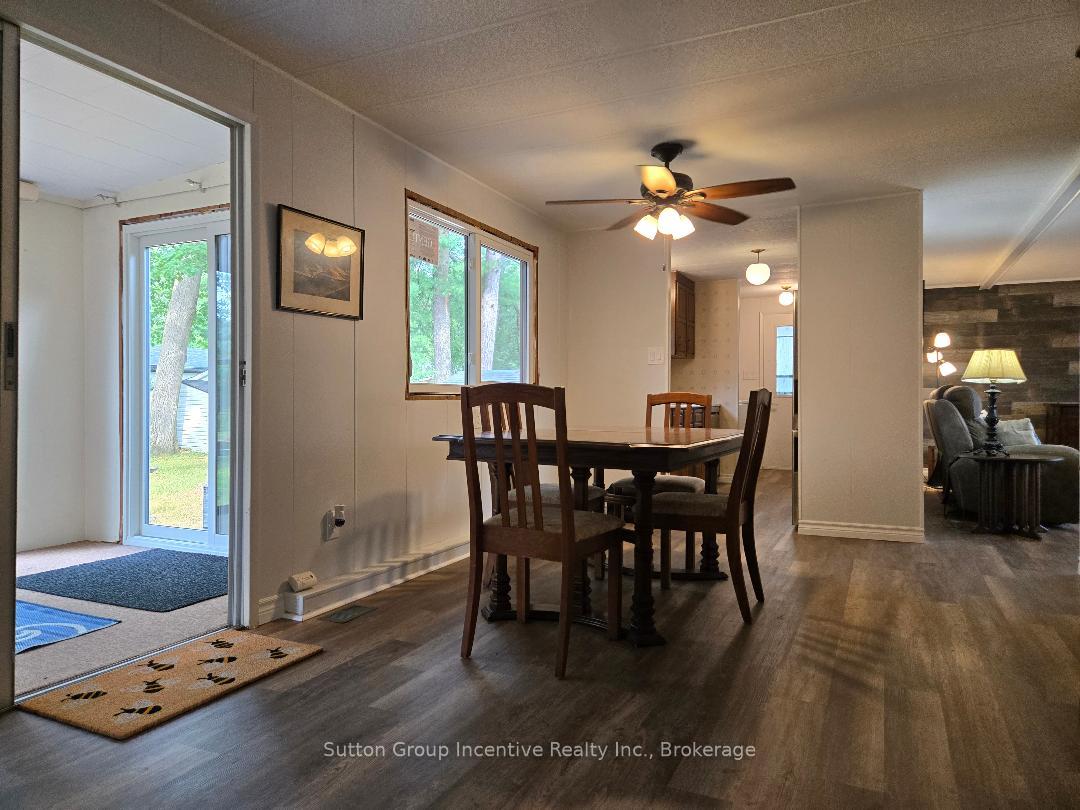Photo 16 of 5 Carruthers Street S, Wasaga Beach — HOMEH