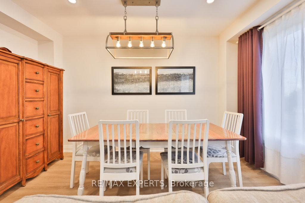 Photo 6 of 46 Lucena Crescent, Vaughan, Maple — HOMEH