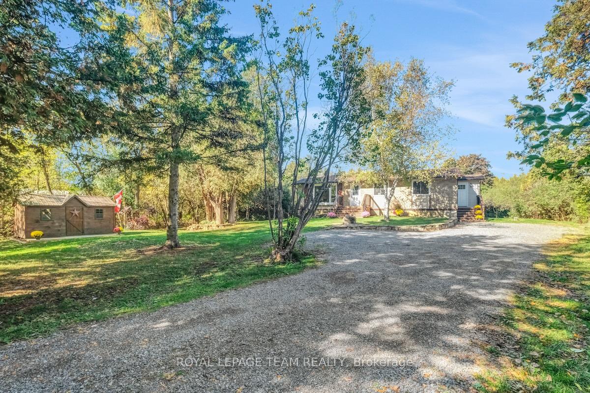 Photo 1 of 491 Lake Avenue E, Beckwith, Beckwith Twp — HOMEH
