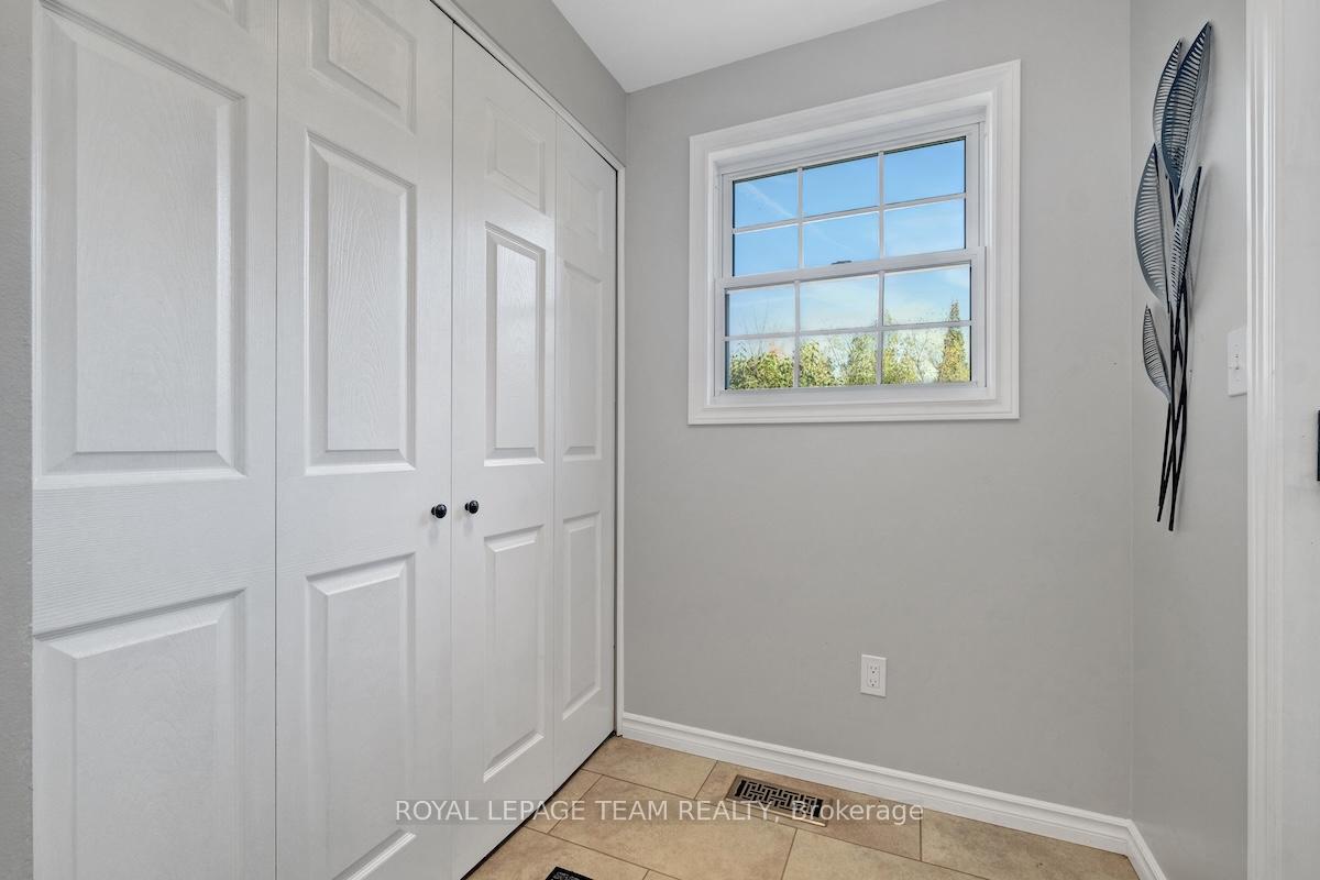 Photo 14 of 491 Lake Avenue E, Beckwith, Beckwith Twp — HOMEH