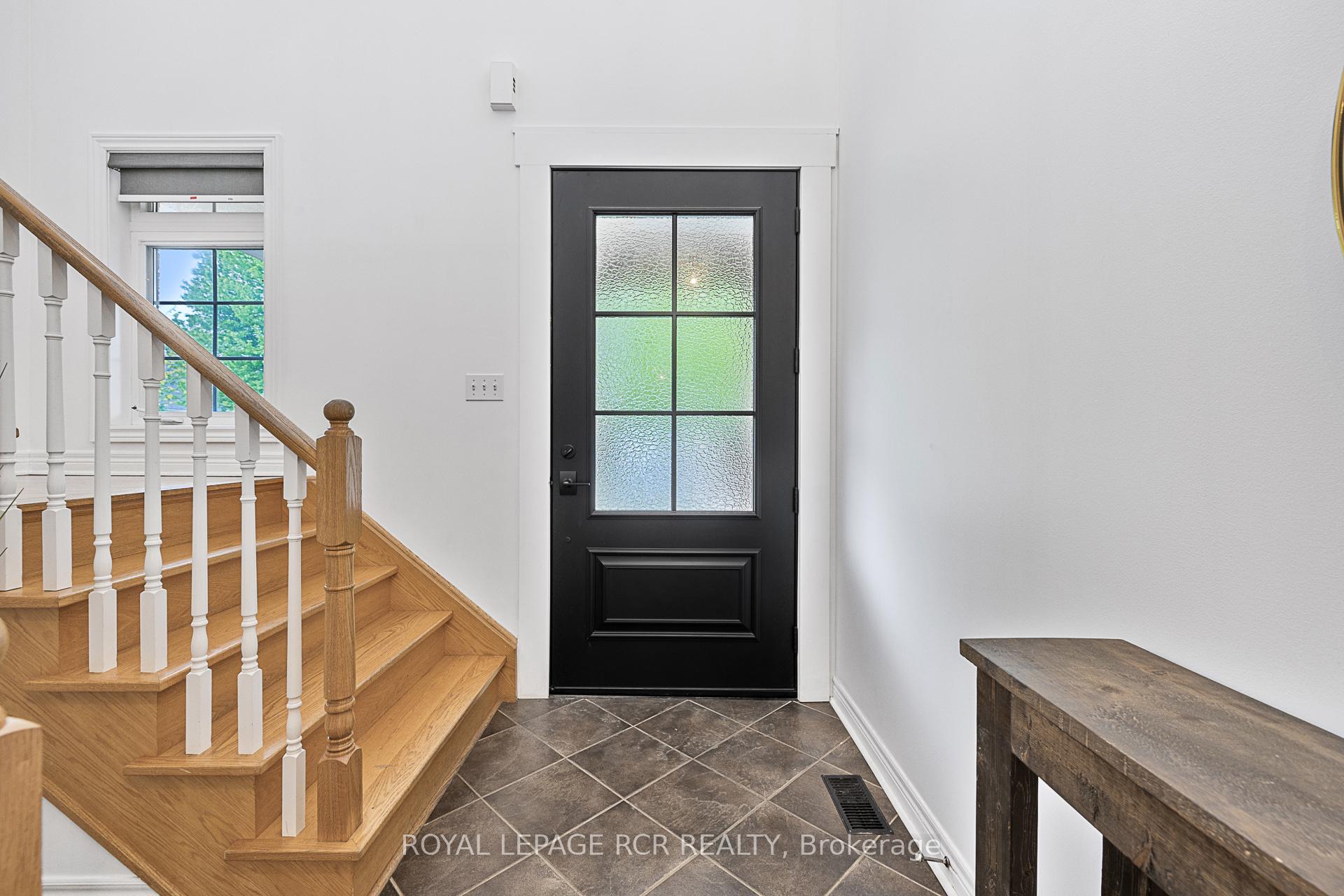 Photo 5 of 4 Caseton Crescent, Uxbridge — HOMEH