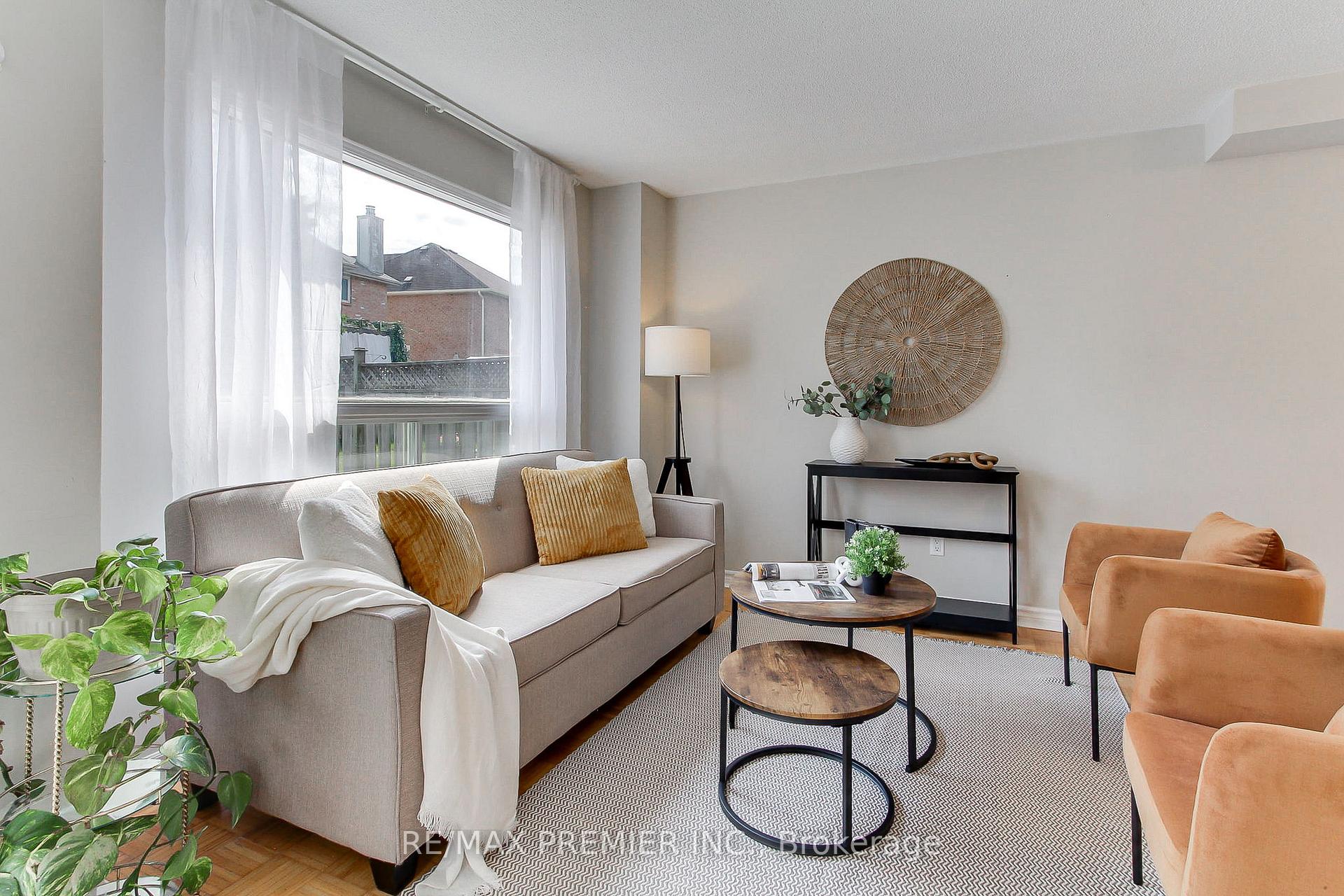 Photo 14 of 90 Covent Crescent, Aurora, Aurora Highlands — HOMEH