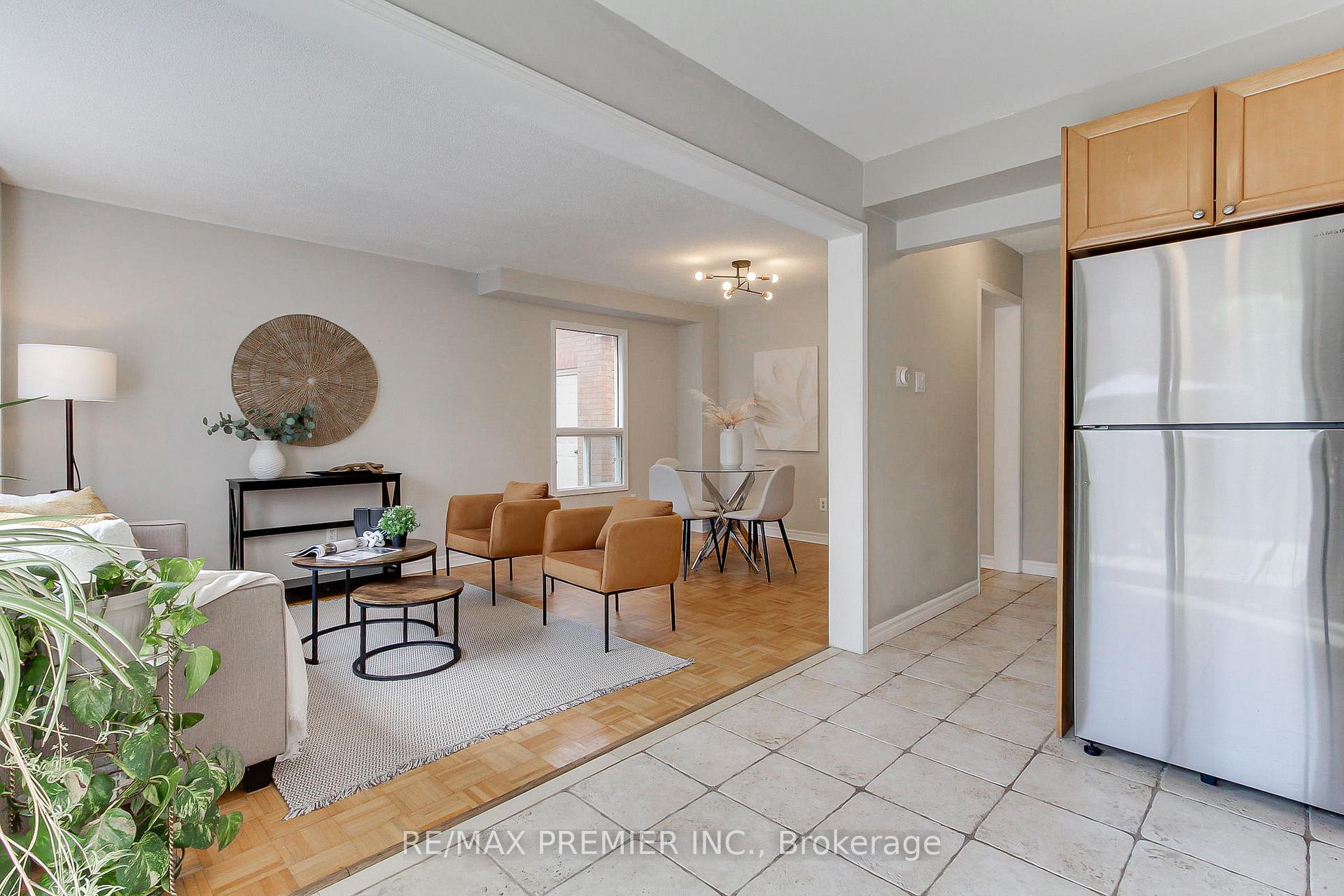Photo 20 of 90 Covent Crescent, Aurora, Aurora Highlands — HOMEH