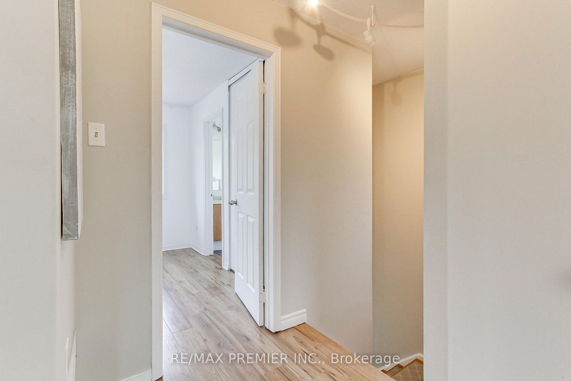 Photo 22 of 90 Covent Crescent, Aurora, Aurora Highlands — HOMEH