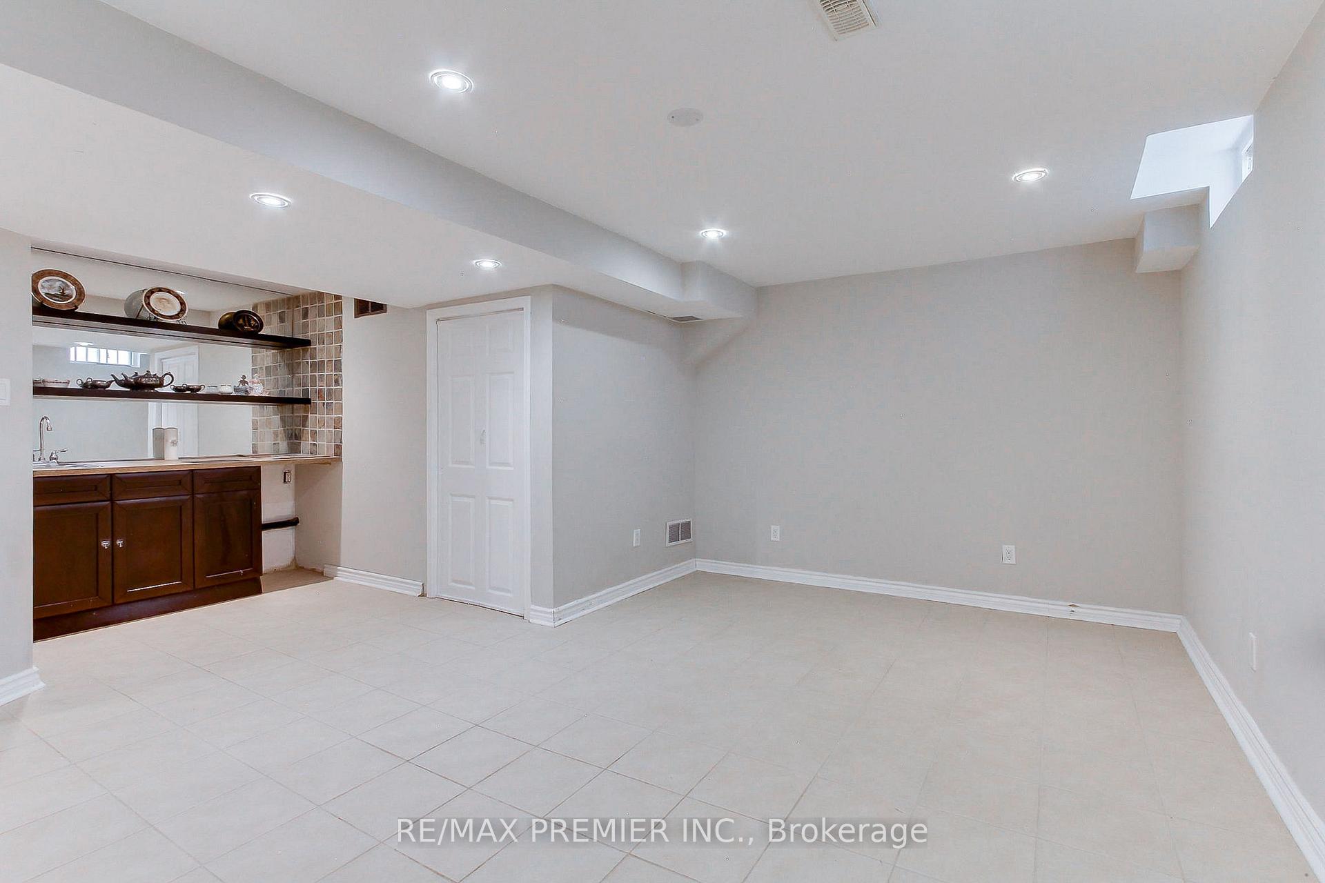 Photo 31 of 90 Covent Crescent, Aurora, Aurora Highlands — HOMEH