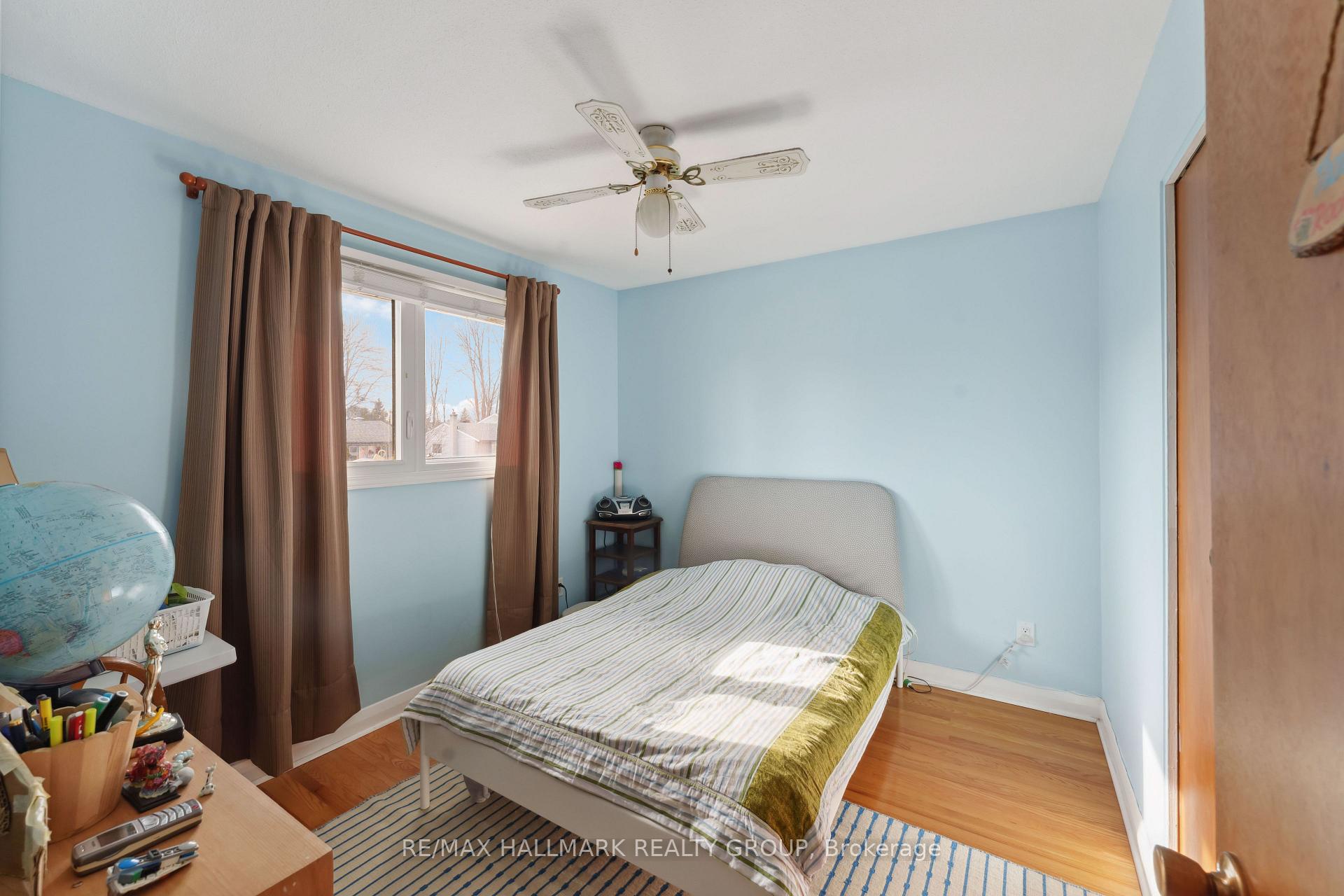 Photo 12 of 737 Stiles Crescent, Ottawa, Beacon Hill North — HOMEH