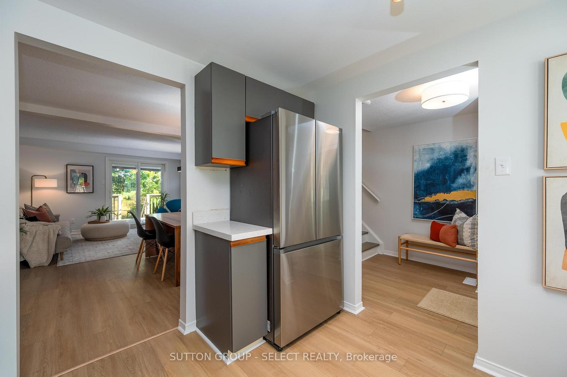 Photo 7 of Unit B, 608 Royal Beech Drive, Waterloo — HOMEH