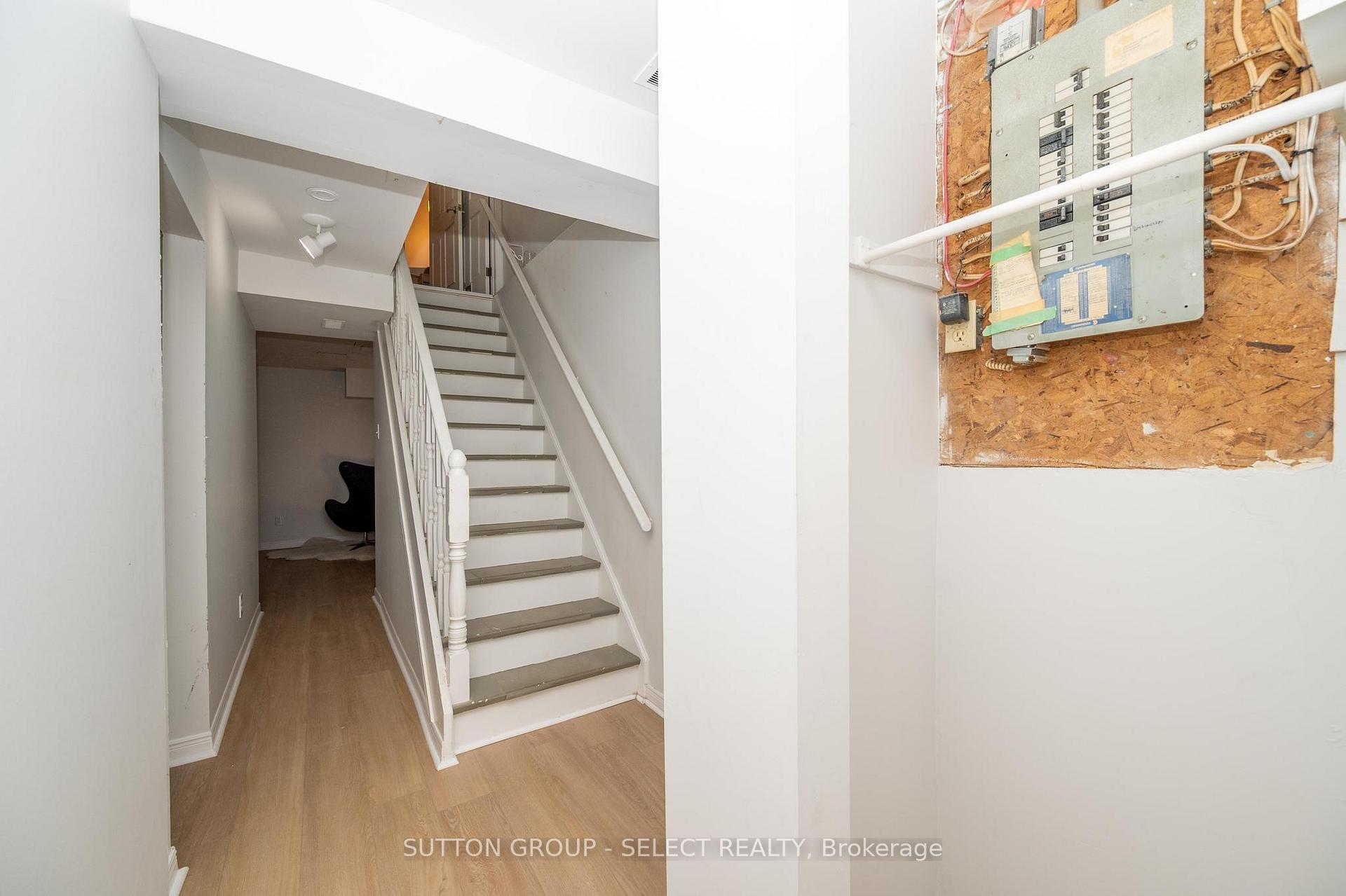 Photo 21 of Unit B, 608 Royal Beech Drive, Waterloo — HOMEH