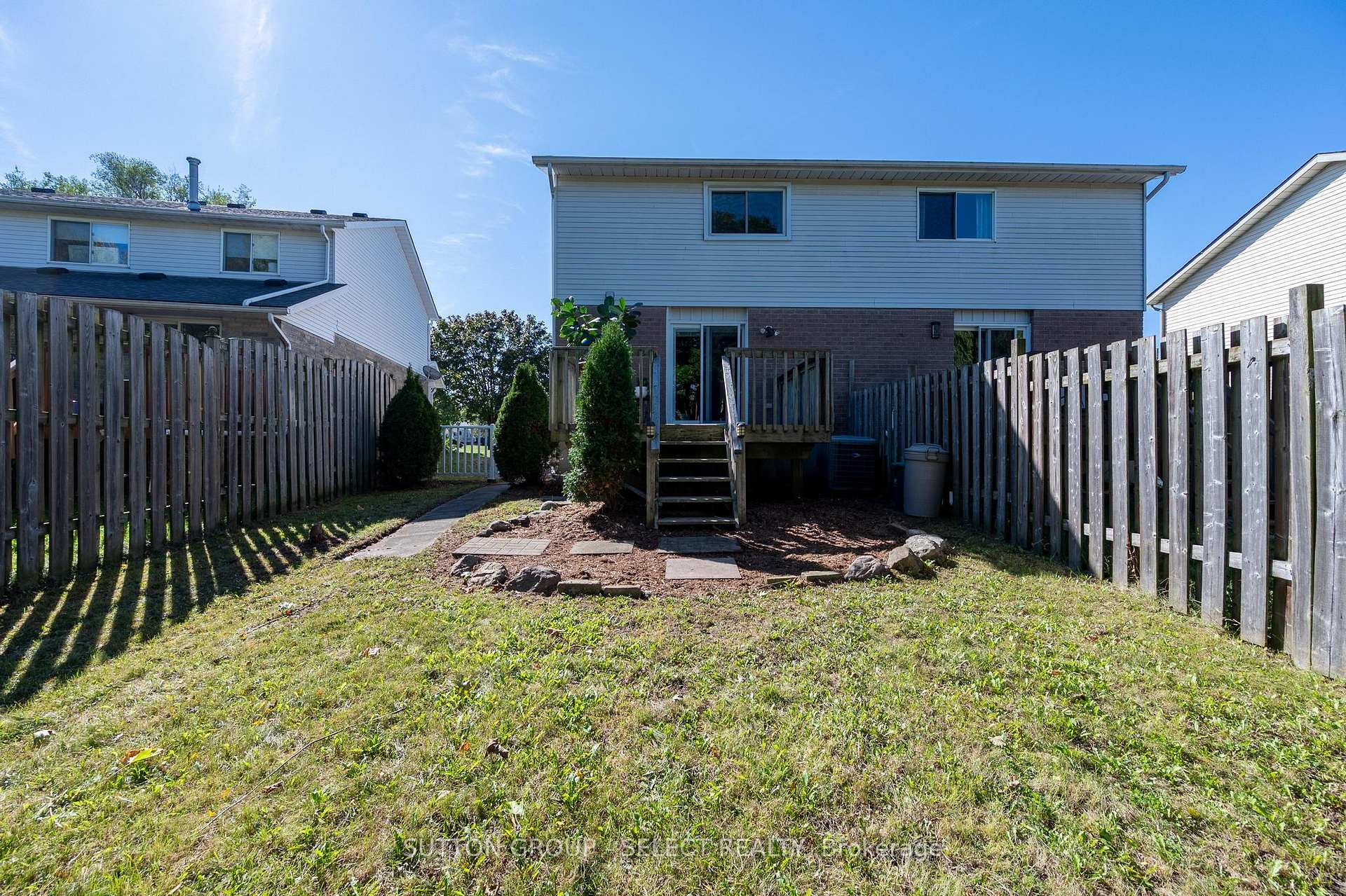 Photo 30 of Unit B, 608 Royal Beech Drive, Waterloo — HOMEH