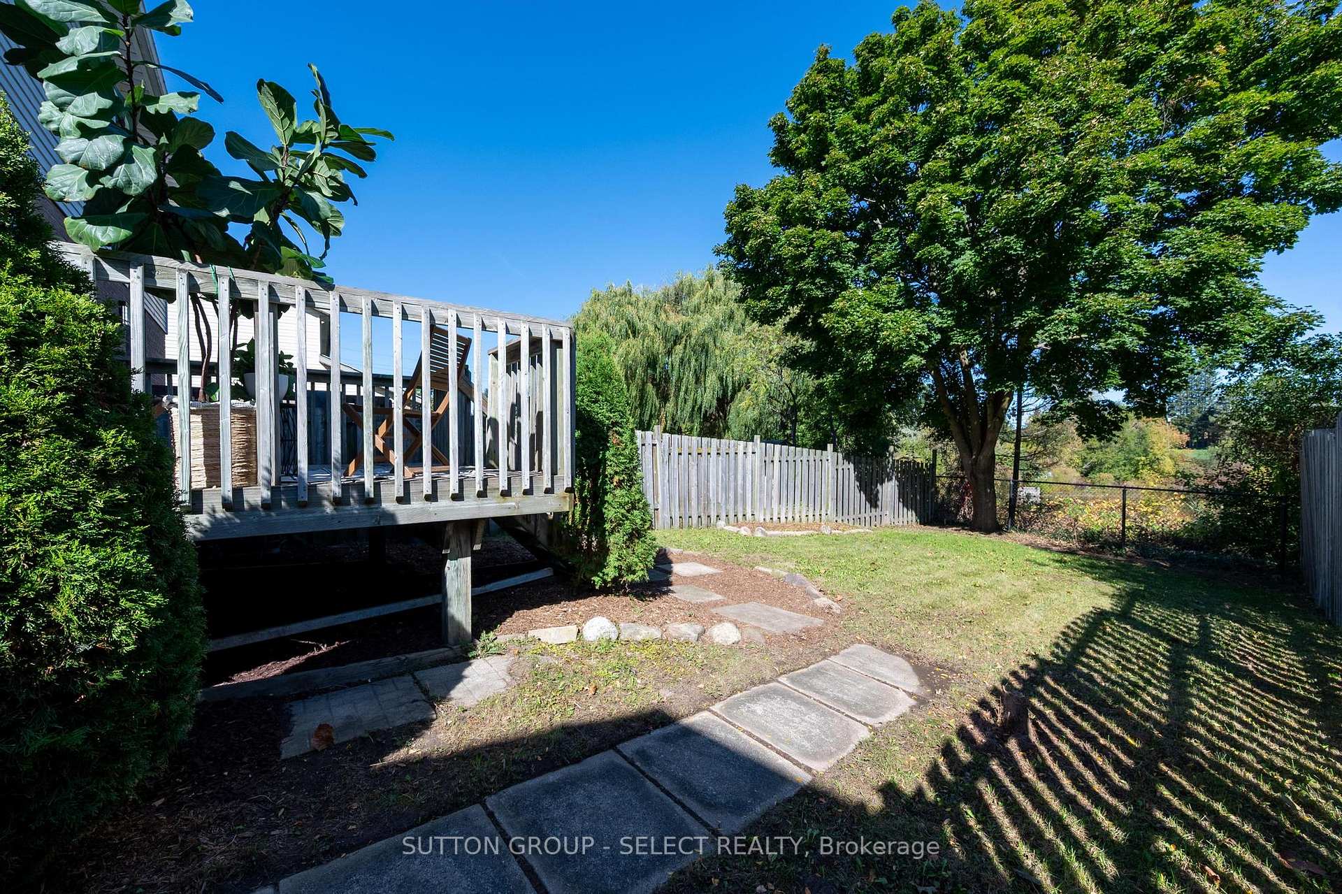 Photo 32 of Unit B, 608 Royal Beech Drive, Waterloo — HOMEH