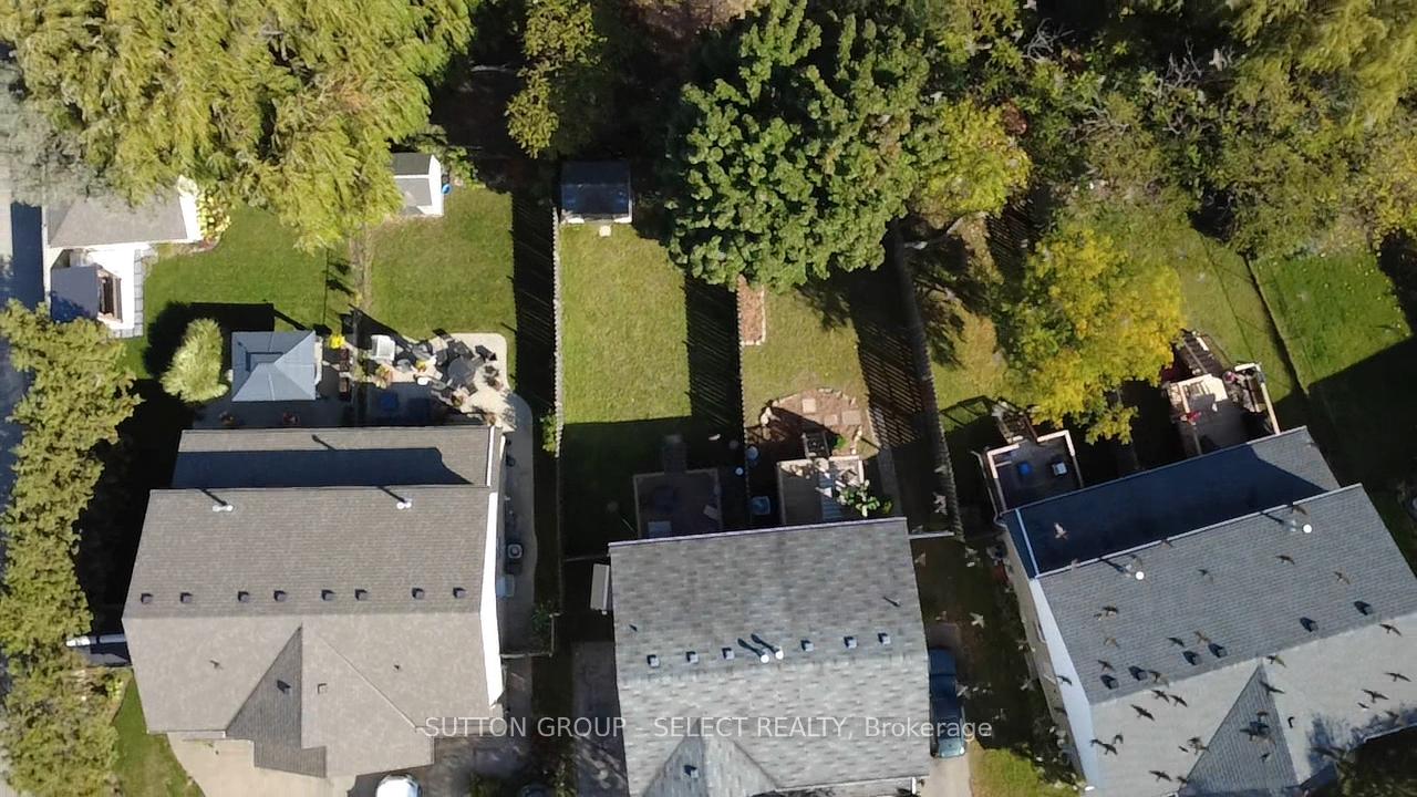 Photo 38 of Unit B, 608 Royal Beech Drive, Waterloo — HOMEH