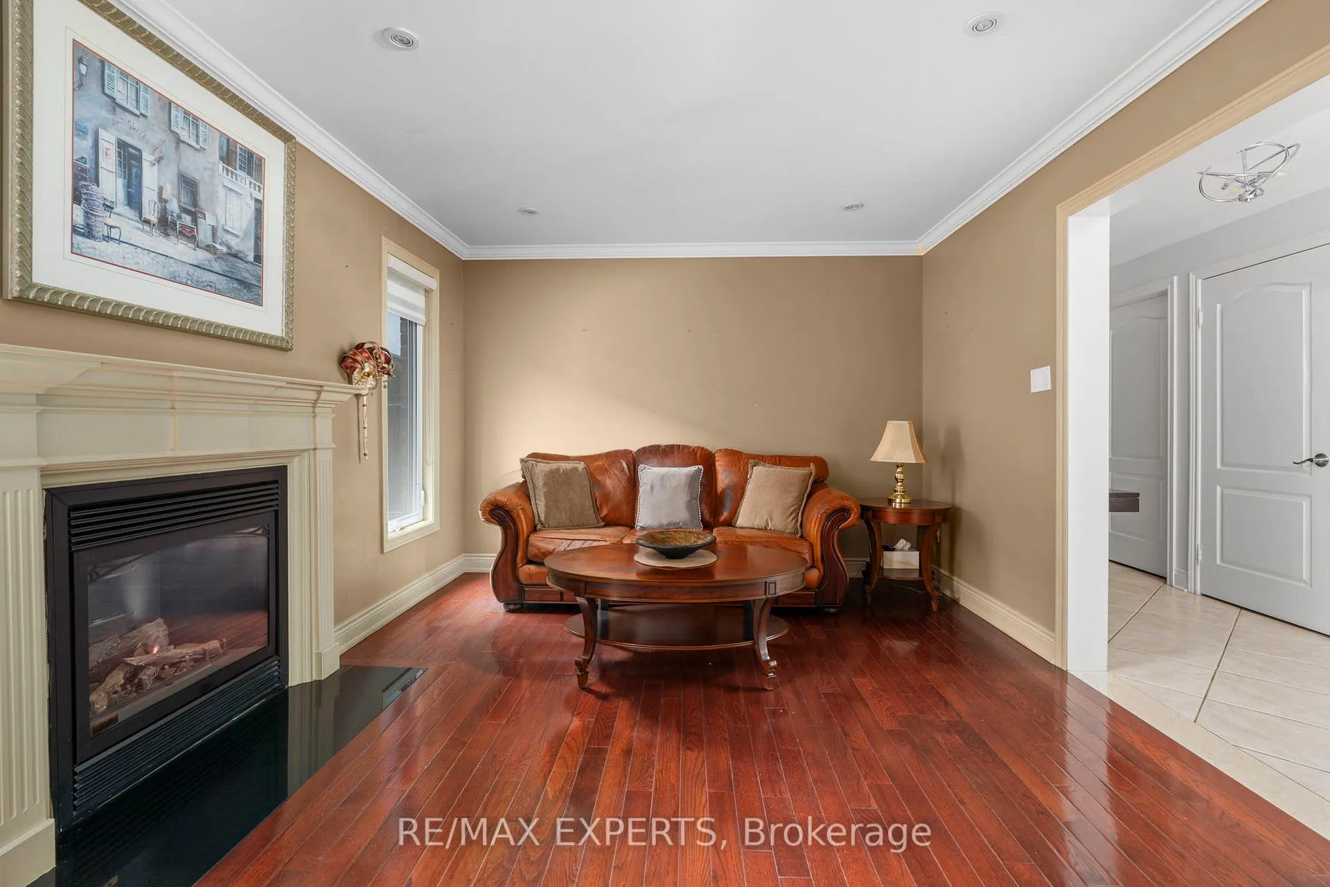 Photo 13 of 53 Mathewson Street, Vaughan, Maple — HOMEH