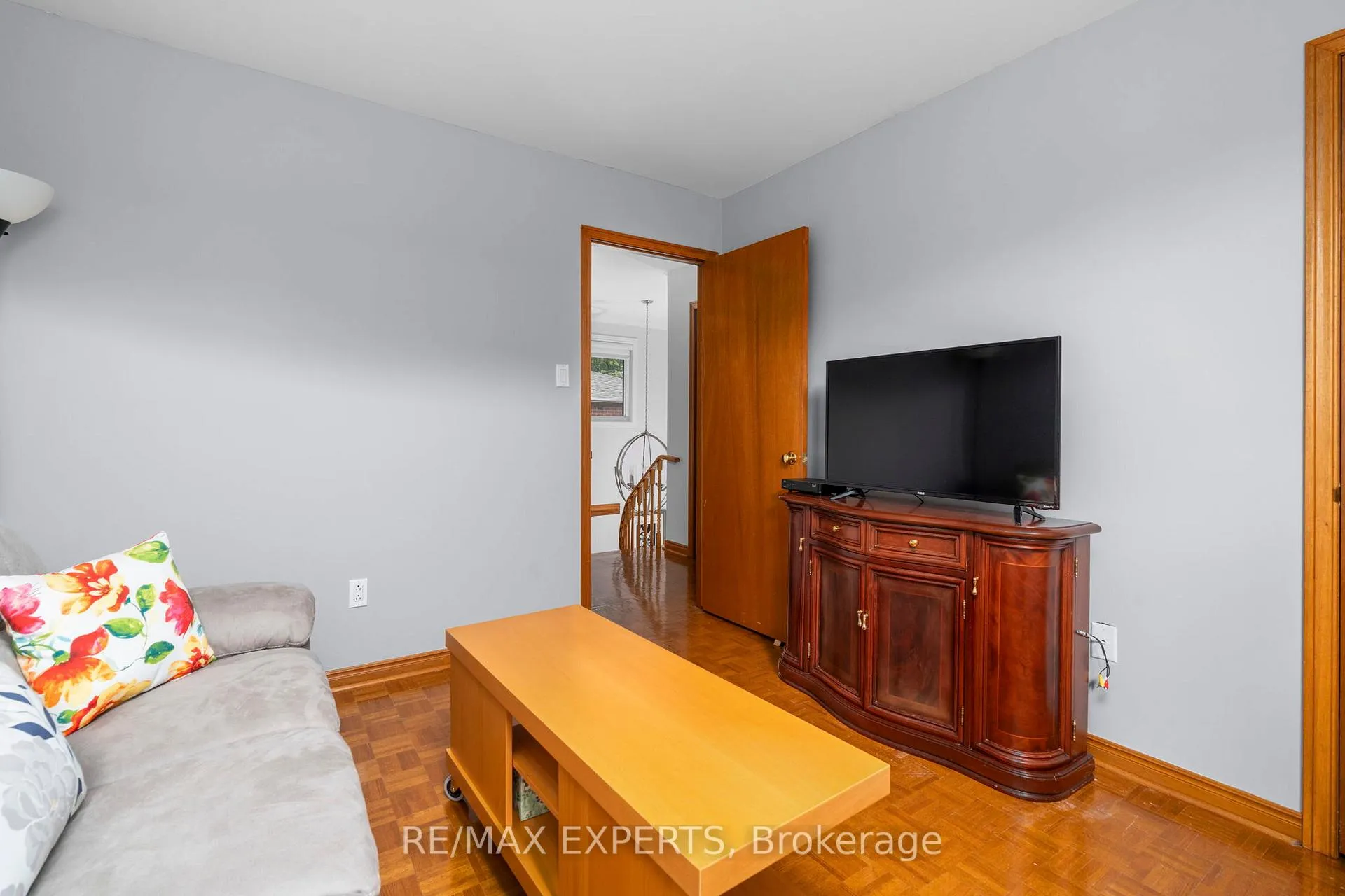 Photo 40 of 53 Mathewson Street, Vaughan, Maple — HOMEH