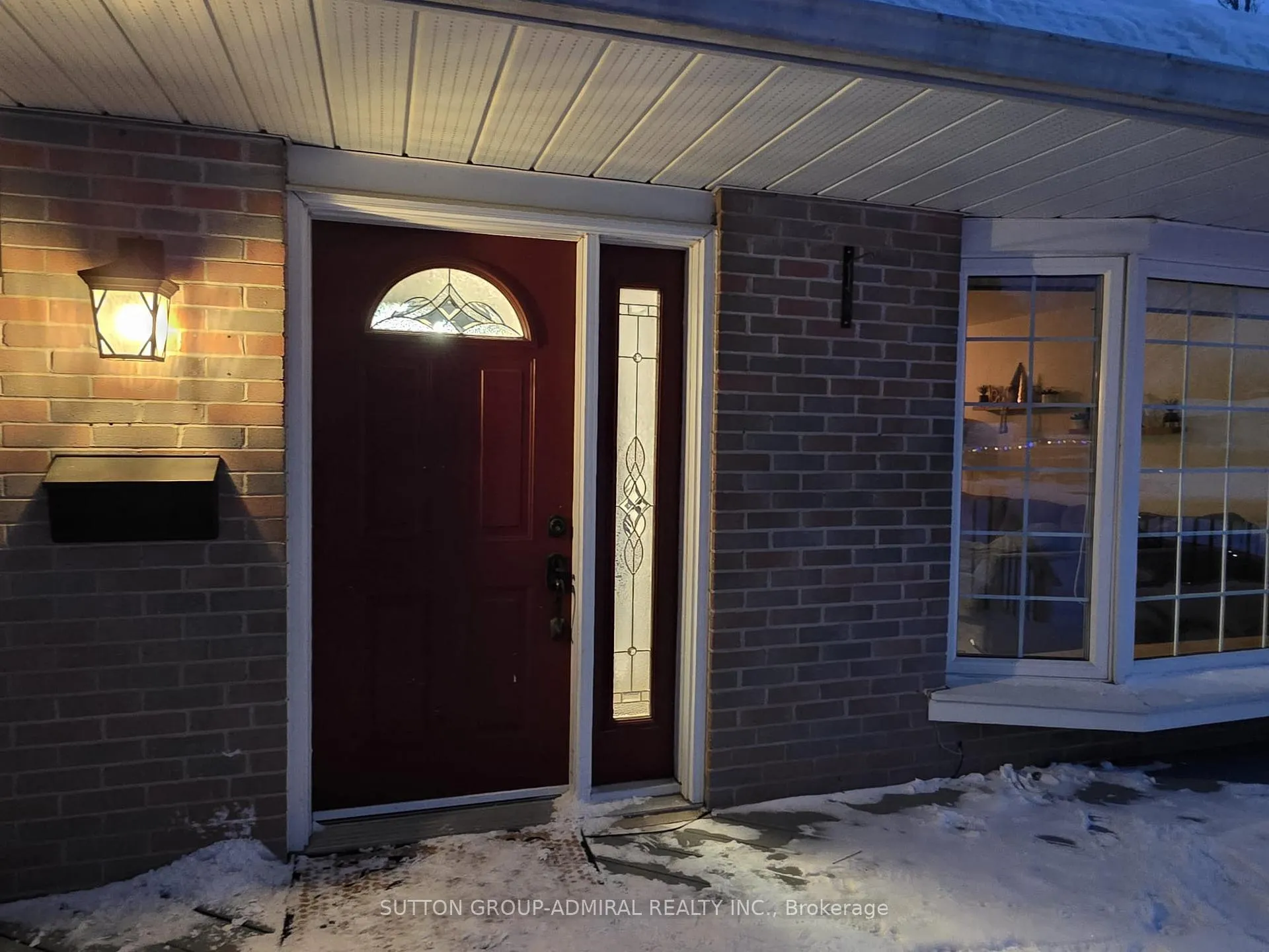 Photo 7 of Unit Upper, 31 Jeffrey Street, Barrie, Grove East — HOMEH