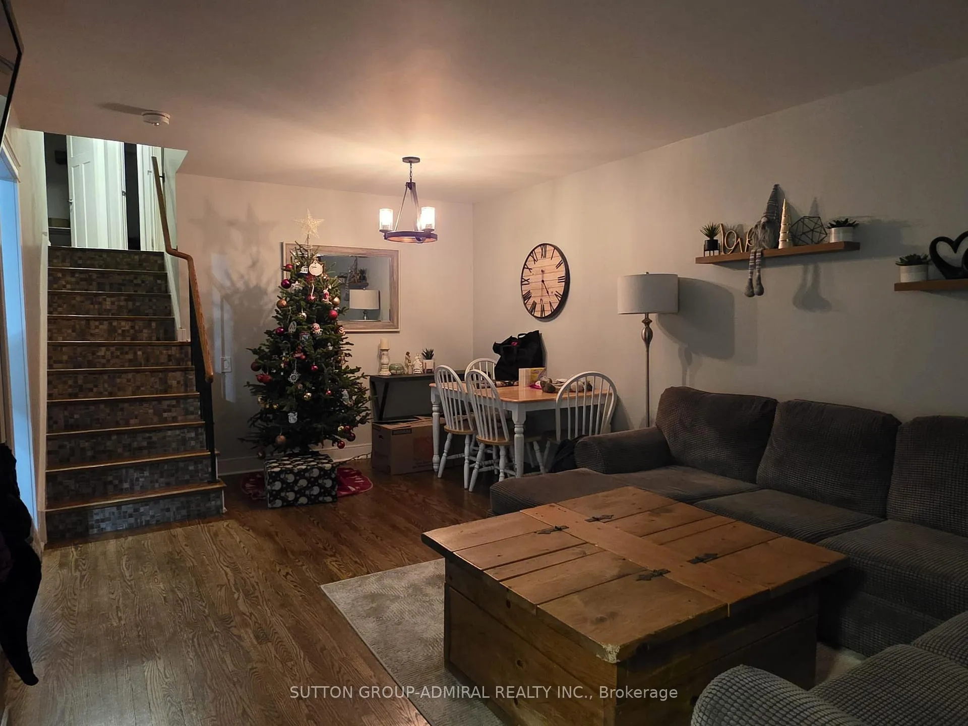 Photo 9 of Unit Upper, 31 Jeffrey Street, Barrie, Grove East — HOMEH