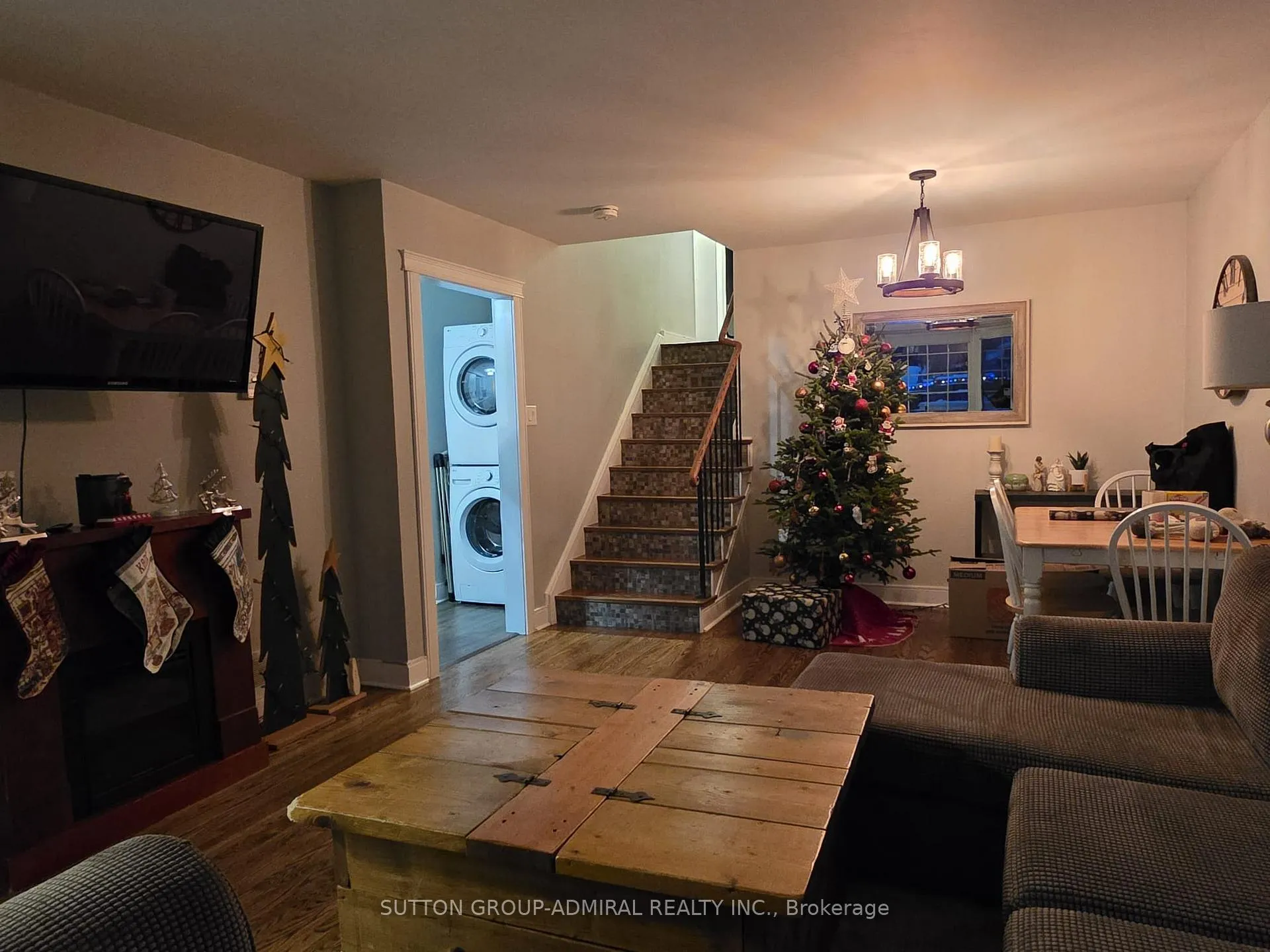 Photo 11 of Unit Upper, 31 Jeffrey Street, Barrie, Grove East — HOMEH