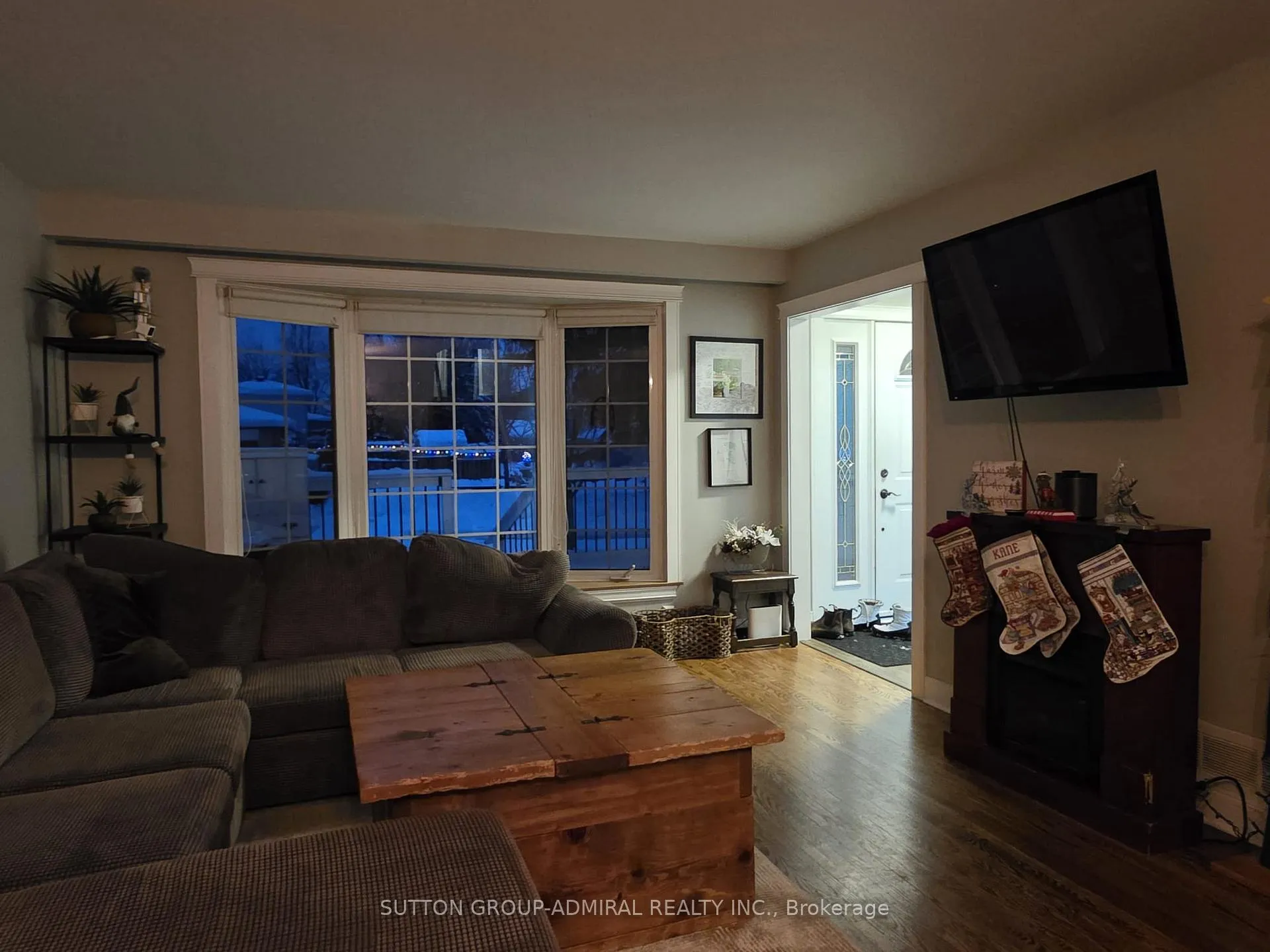 Photo 13 of Unit Upper, 31 Jeffrey Street, Barrie, Grove East — HOMEH