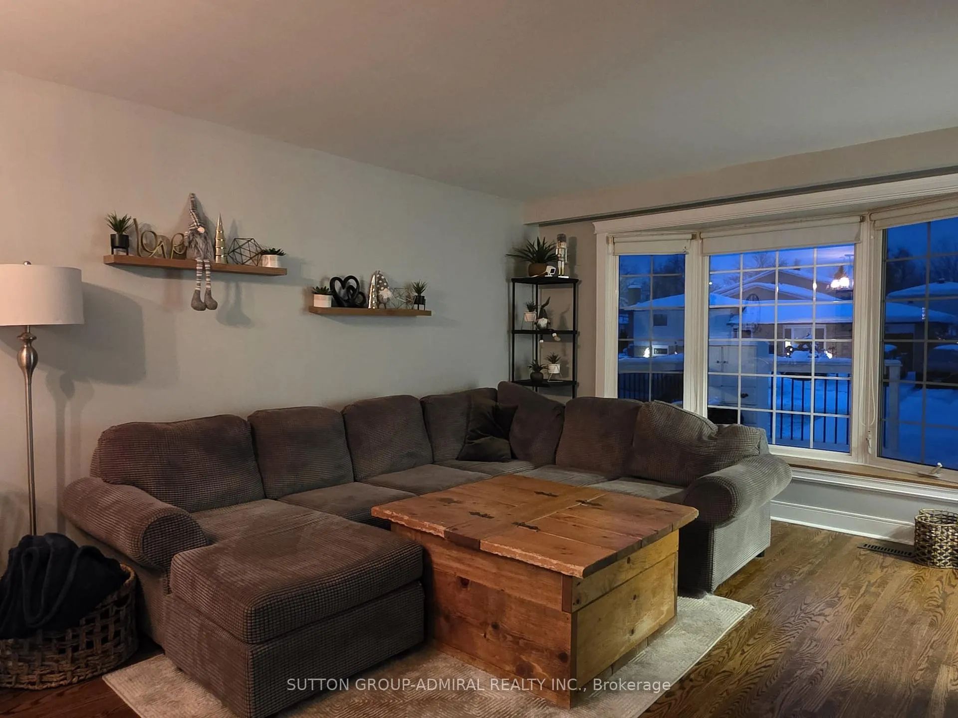Photo 18 of Unit Upper, 31 Jeffrey Street, Barrie, Grove East — HOMEH