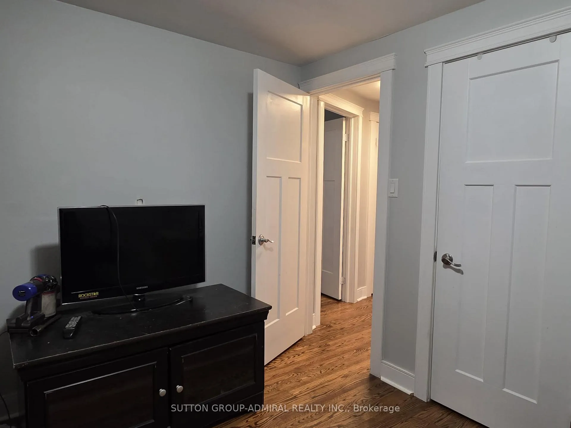 Photo 25 of Unit Upper, 31 Jeffrey Street, Barrie, Grove East — HOMEH