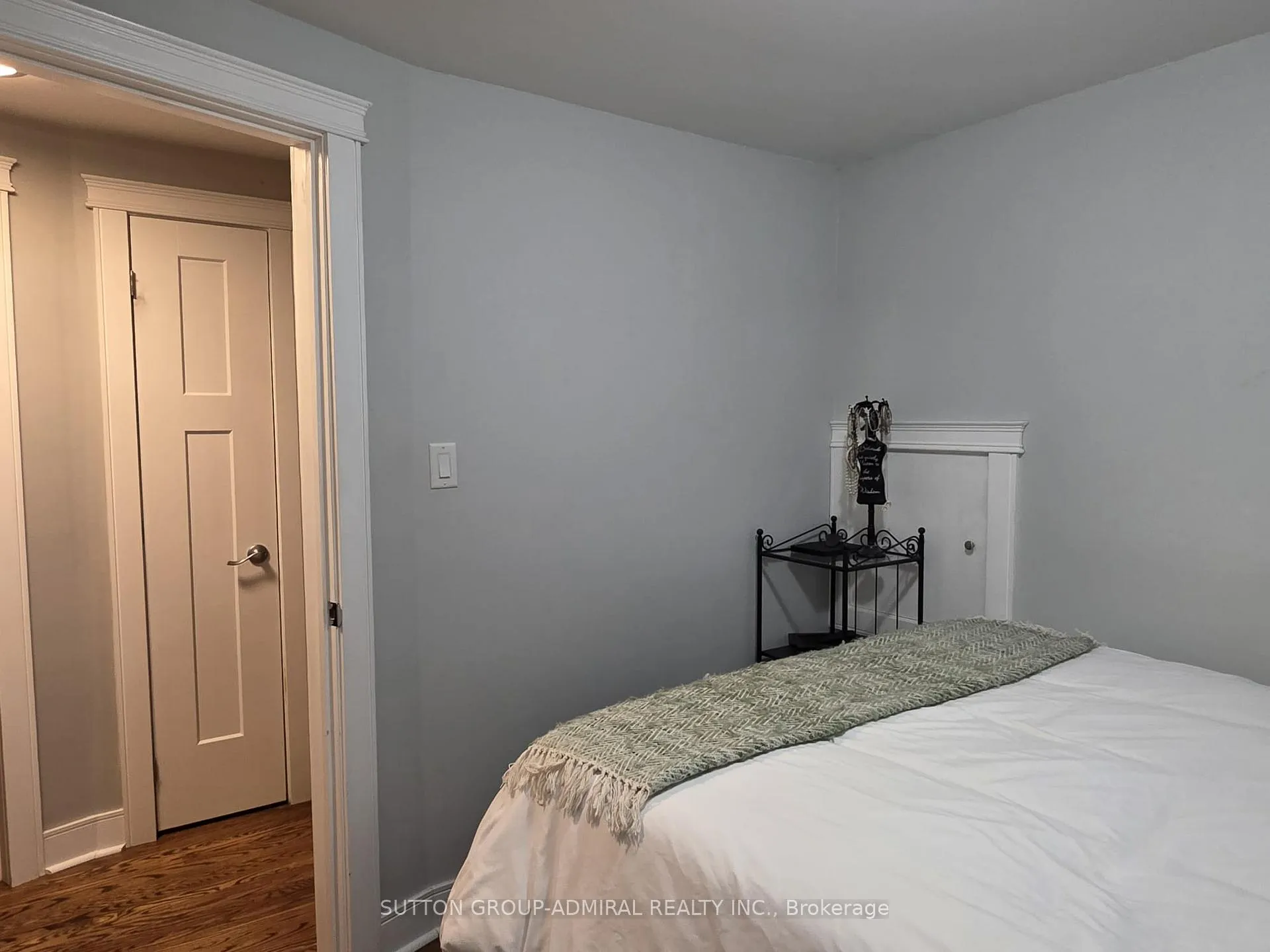 Photo 32 of Unit Upper, 31 Jeffrey Street, Barrie, Grove East — HOMEH