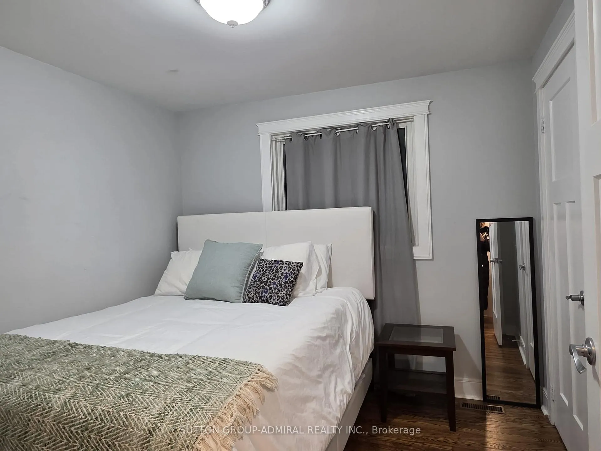 Photo 34 of Unit Upper, 31 Jeffrey Street, Barrie, Grove East — HOMEH
