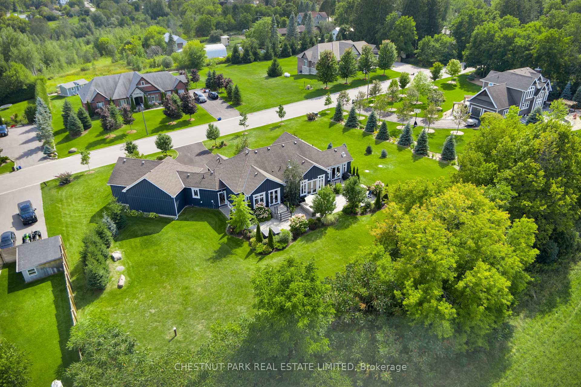 Photo 4 of 3 Horner Court, Uxbridge, Rural Uxbridge — HOMEH
