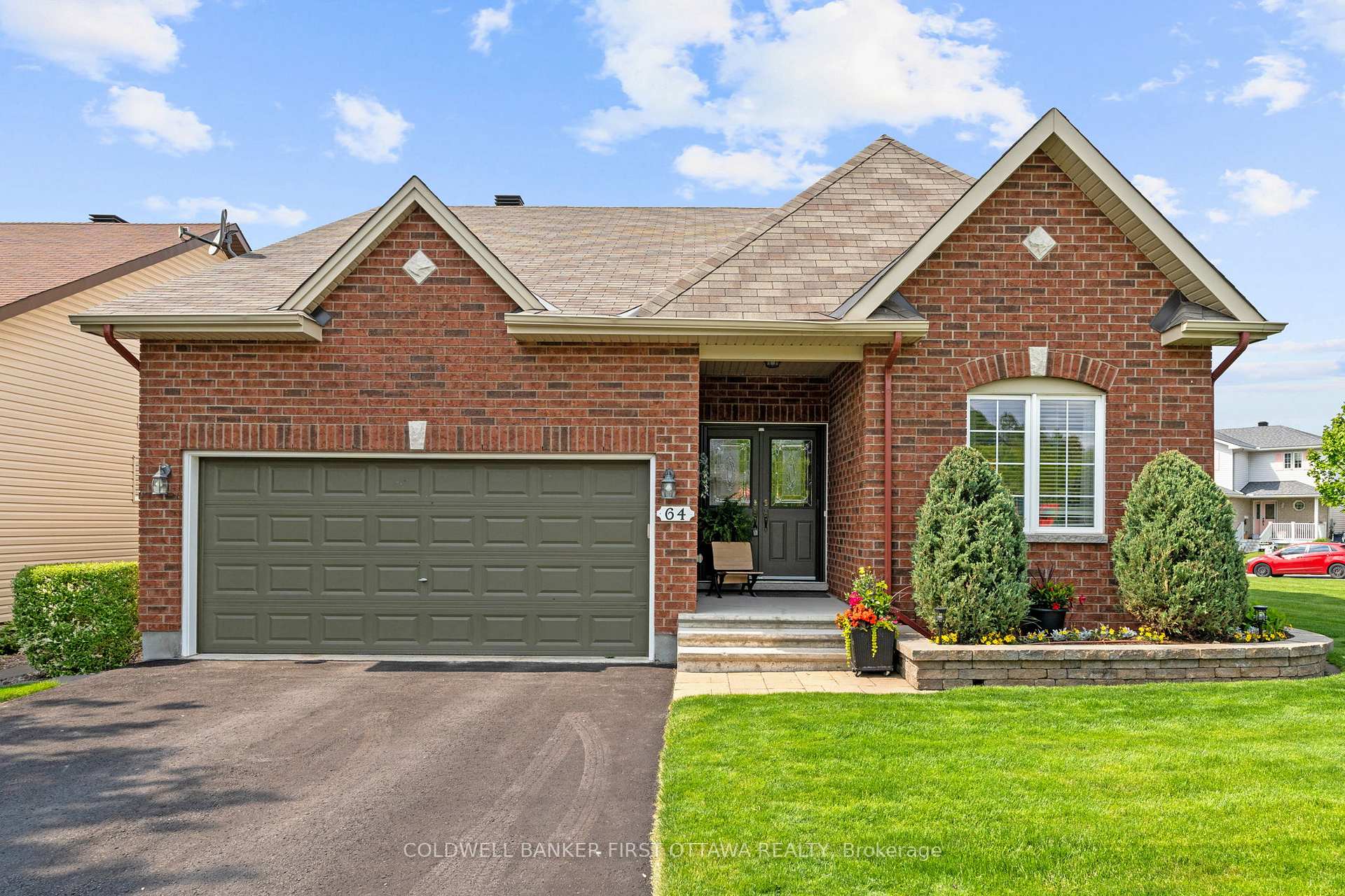 Photo 1 of 64 Moe Robillard Street, Arnprior — HOMEH