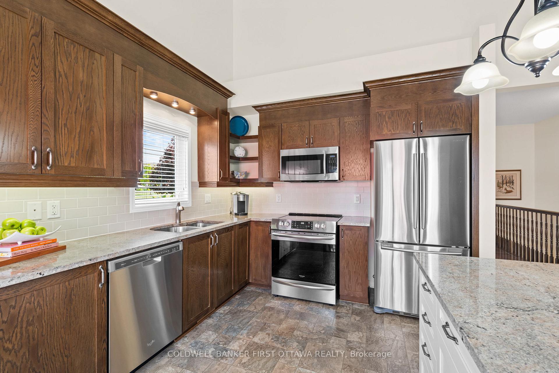 Photo 20 of 64 Moe Robillard Street, Arnprior — HOMEH