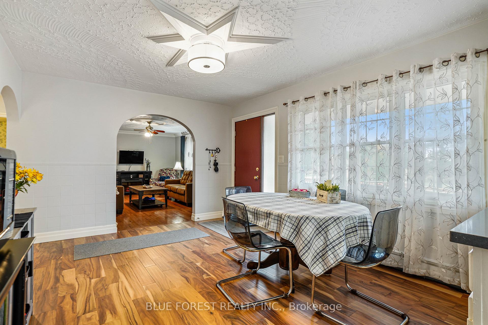 Photo 7 of 24898 Pioneer Line, West Elgin, West Lorne — HOMEH
